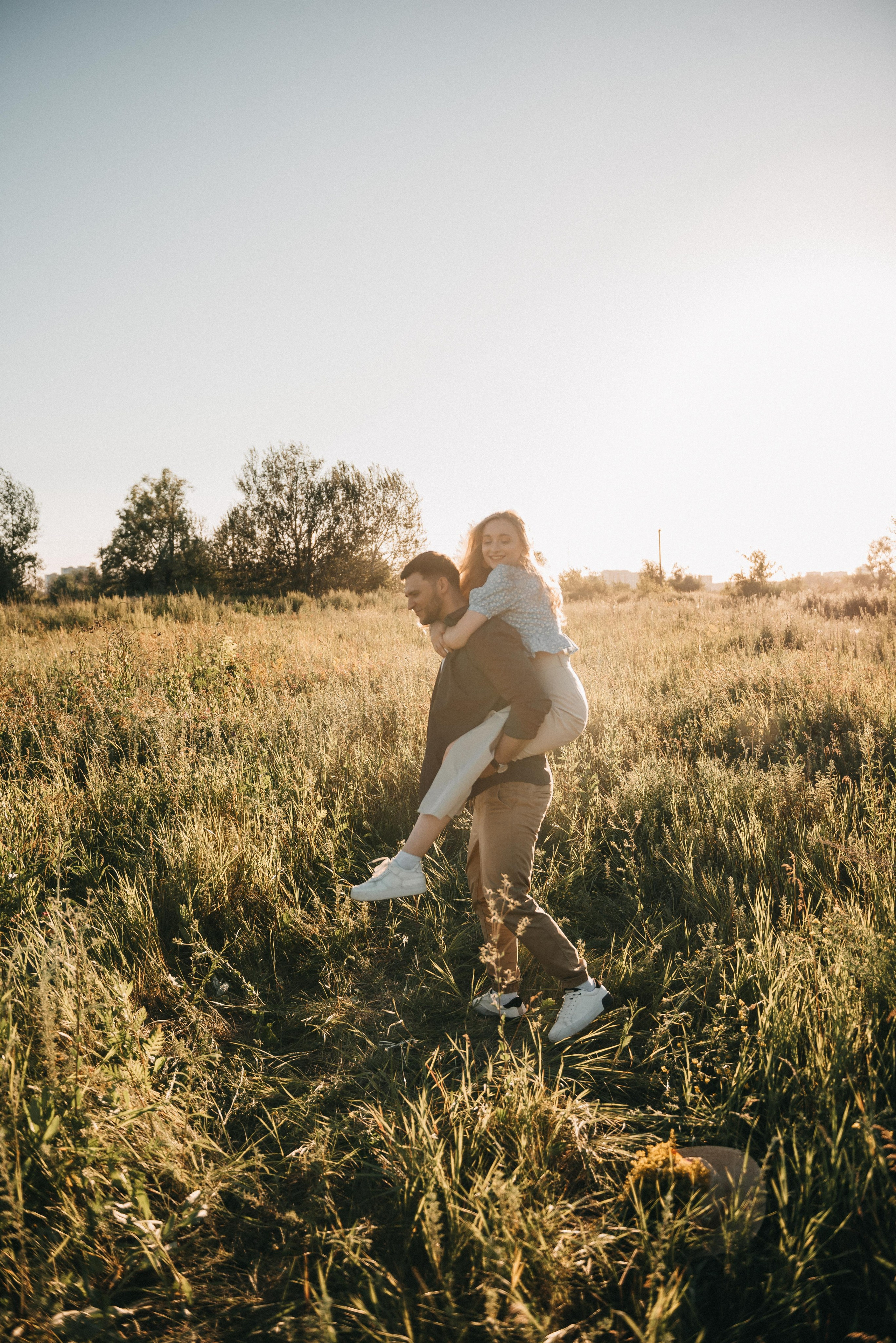 В поле. Фотограф Родионова Екатерина в Москве и Оренбурге
