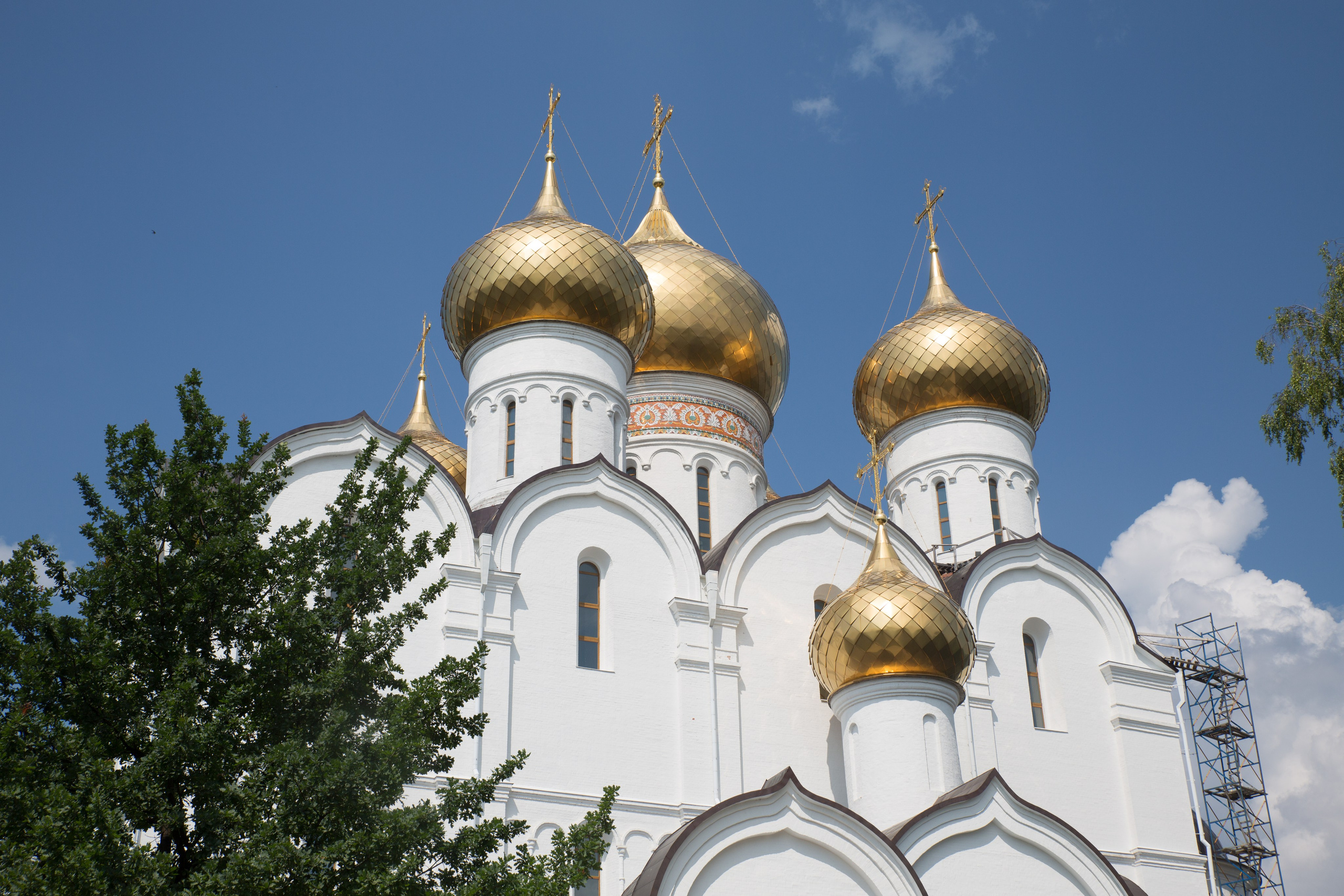 Г. Ярославль. Студия Максима Белослюдцева