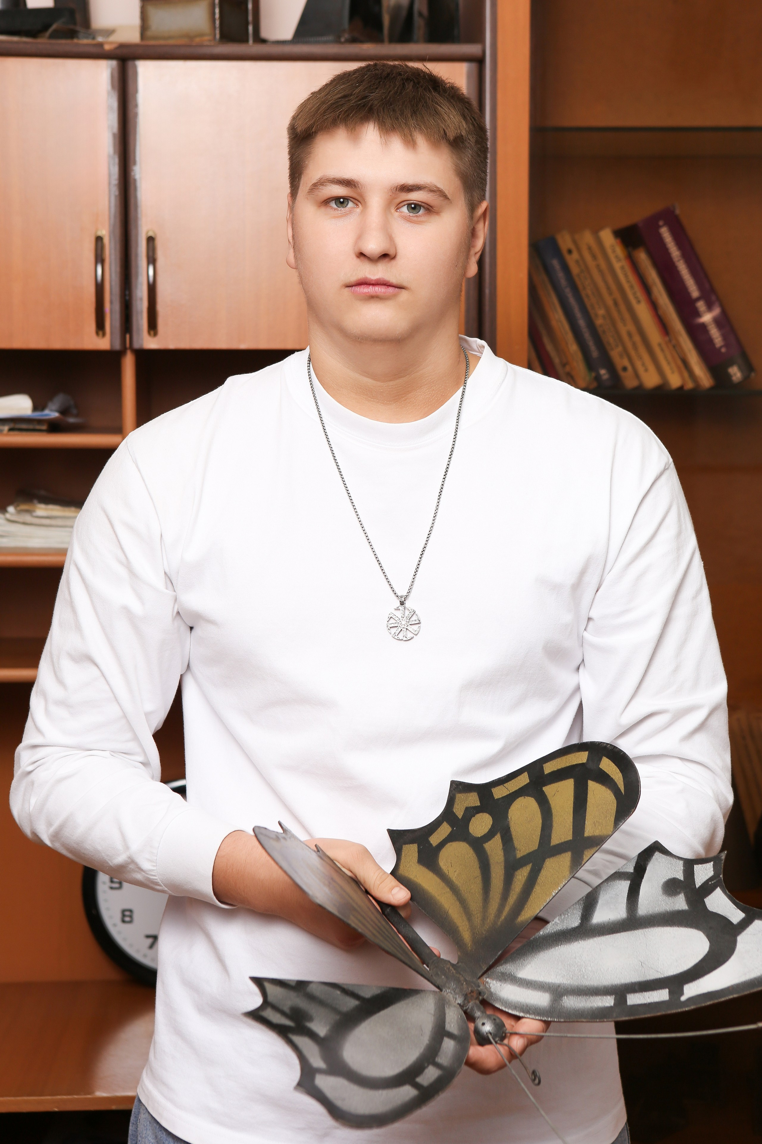 ПОРТРЕТНАЯ ФОТОСЕССИЯ В КЛАССЕ ДЛЯ ВЫПУСКНИКОВ СВАРОЧНОГО ПРОИЗВОДСТВА. ТВОЙ АЛЬБОМ / ТВОИ ПРАВИЛА