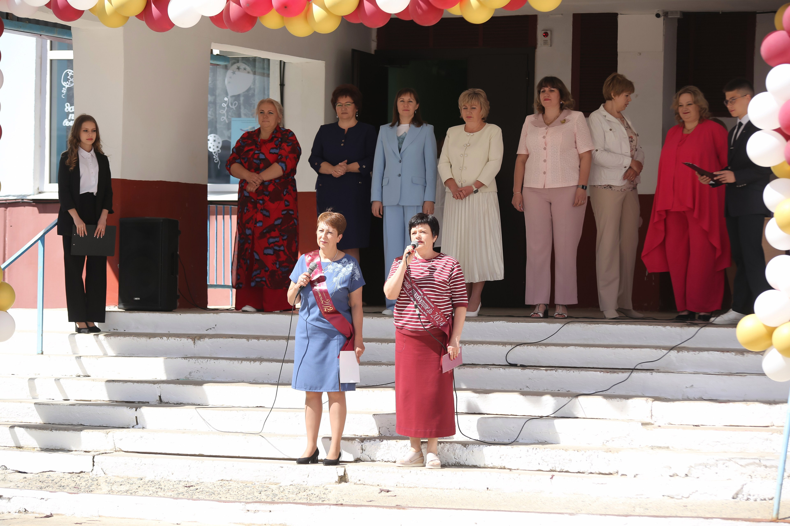 ЛИНЕЙКА «ПОСЛЕДНИЙ ЗВОНОК» 9 ШКОЛА 2024 г МЦЕНСК. ТВОЙ АЛЬБОМ / ТВОИ ПРАВИЛА