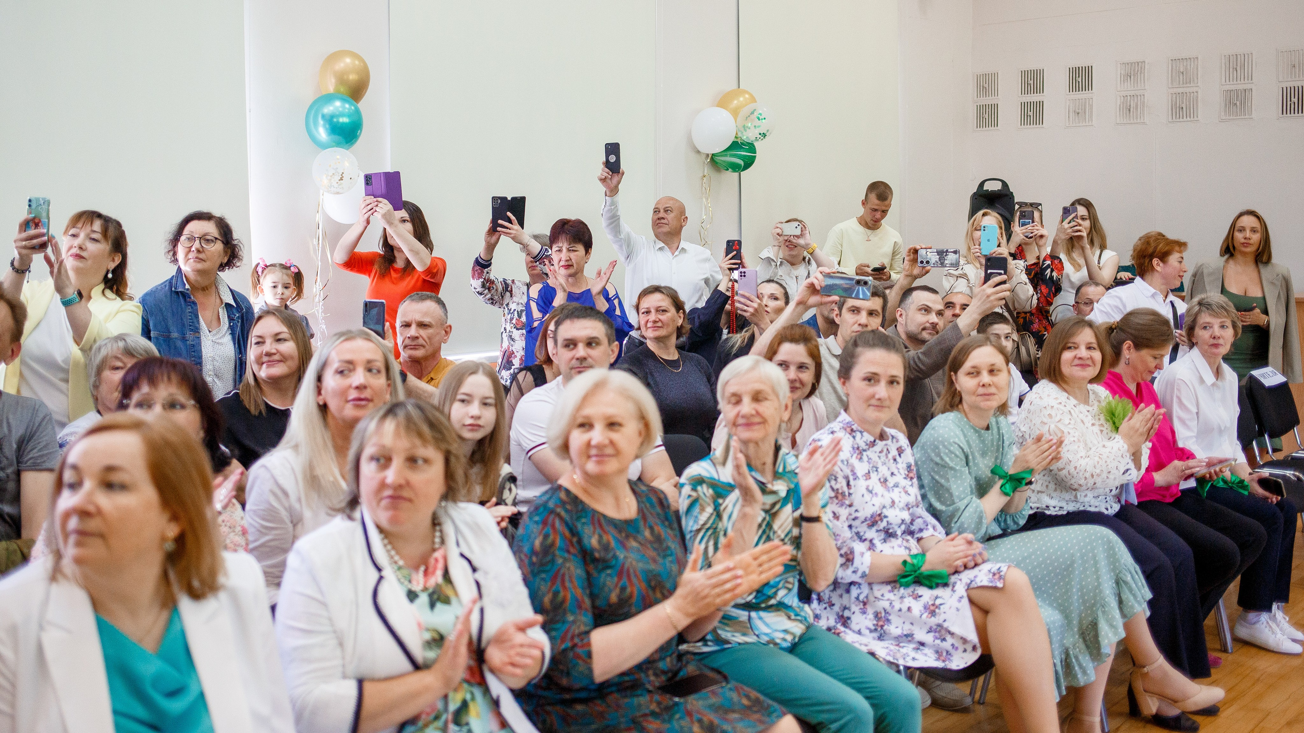 Последний звонок 2024. Репортажный фотограф Борис Геер