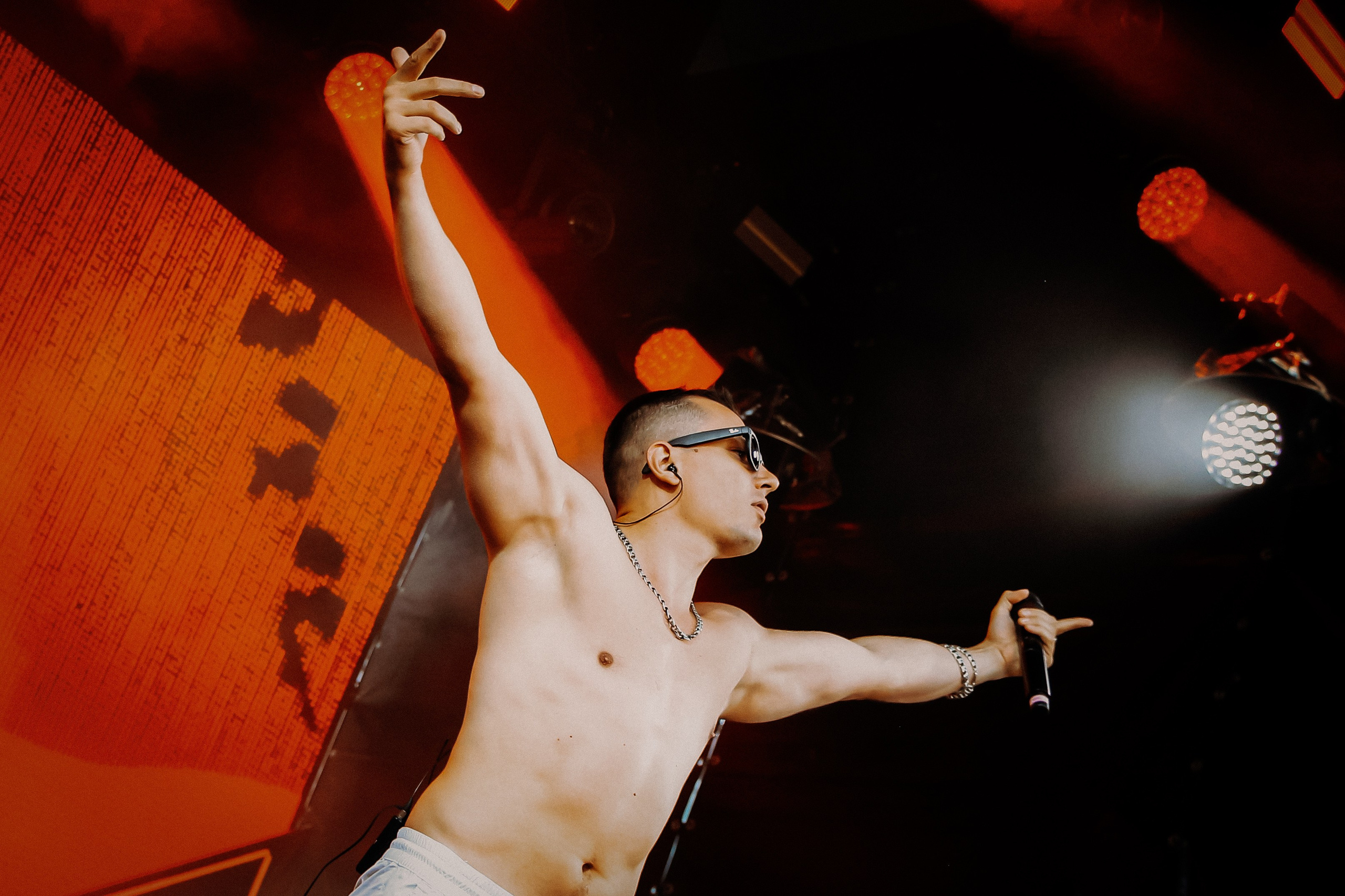 NЮ | ДВОР ГОСТИНКИ. Фотограф из Петербурга Софи Веритас Концерты и портреты