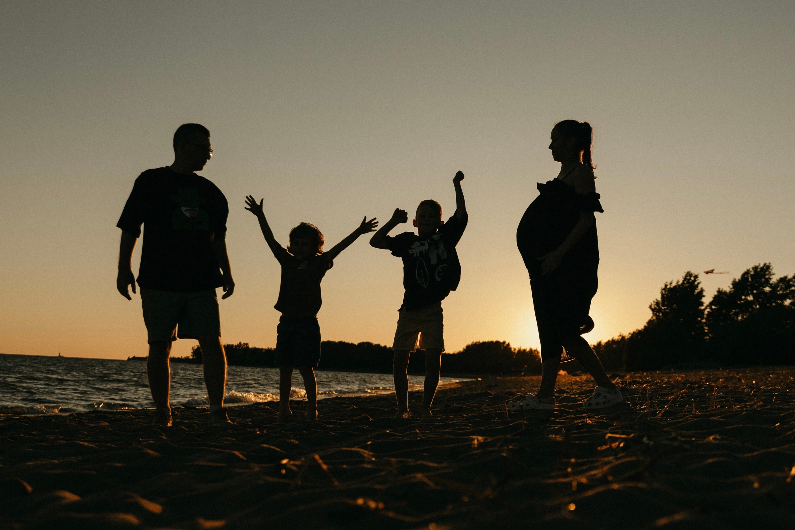 Арина, Миша, Тима, Сема. Главная