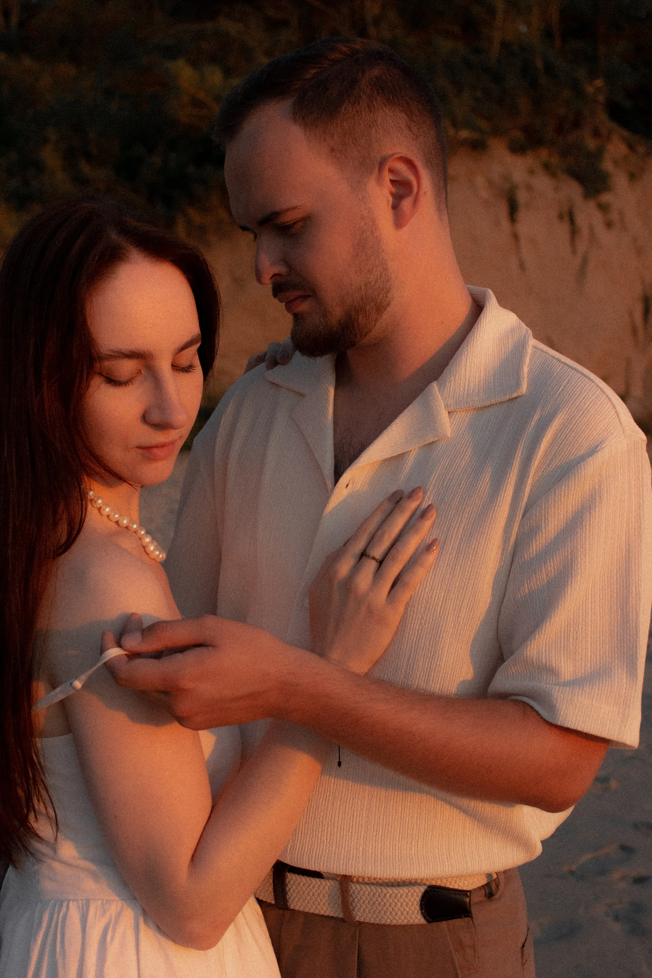 Киношная парная фотосессия на море в Калининграде / Донское. Портретный фотограф в Калининграде Рита Холодова