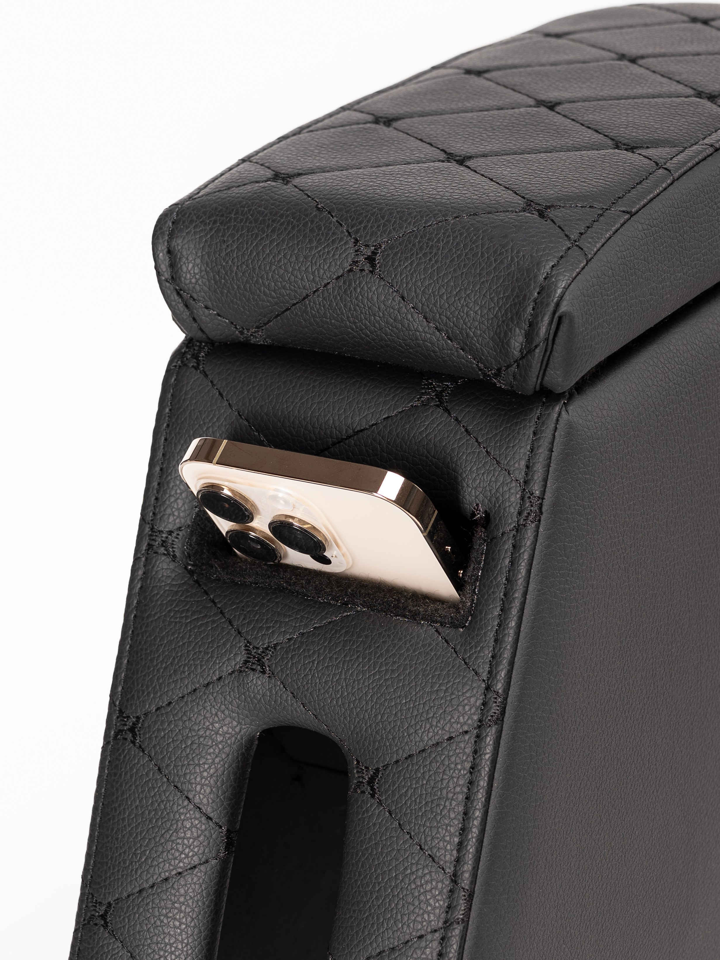 Автоподлокотники предметка стёганые серия 3. Предметный фотограф, фото для маркетплейсов Пятигорск, КМВ