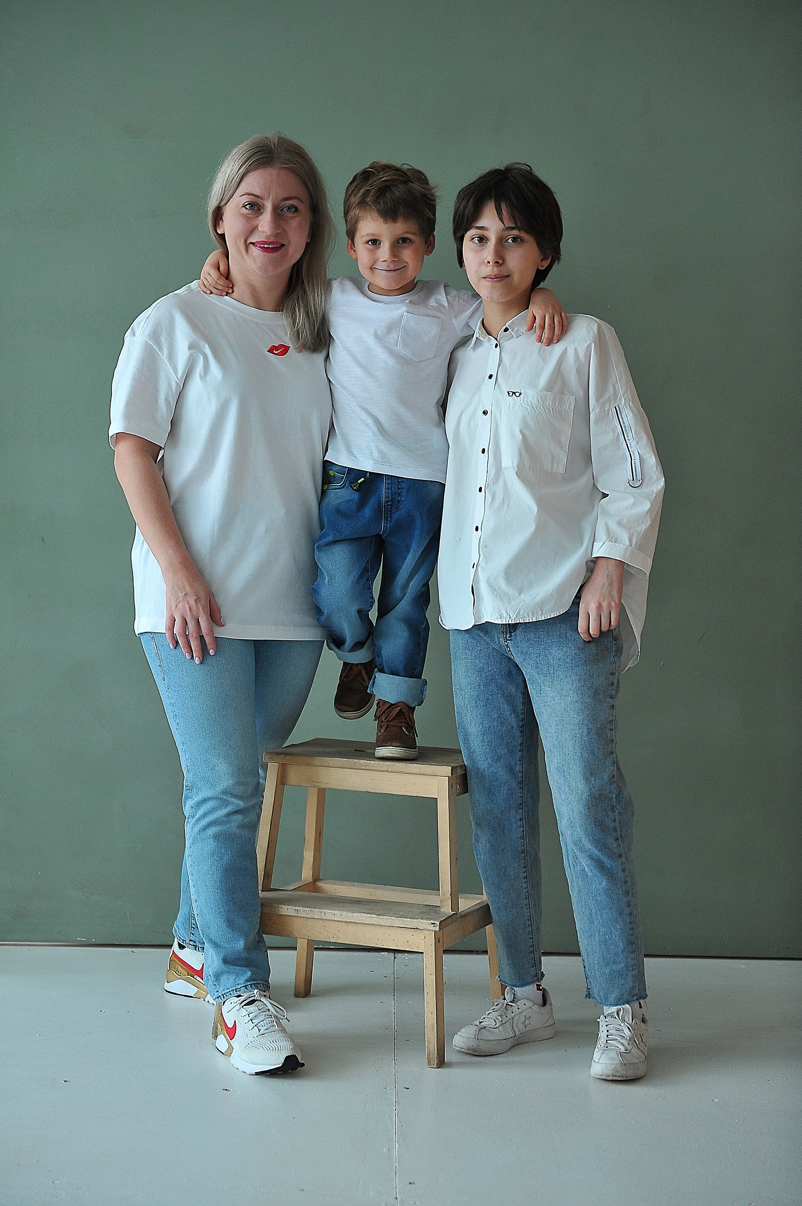 Семейные студийные фотосессии. Детский, семейный фотограф в Ижевске и Москве Аксинья Лысенкова ADEN