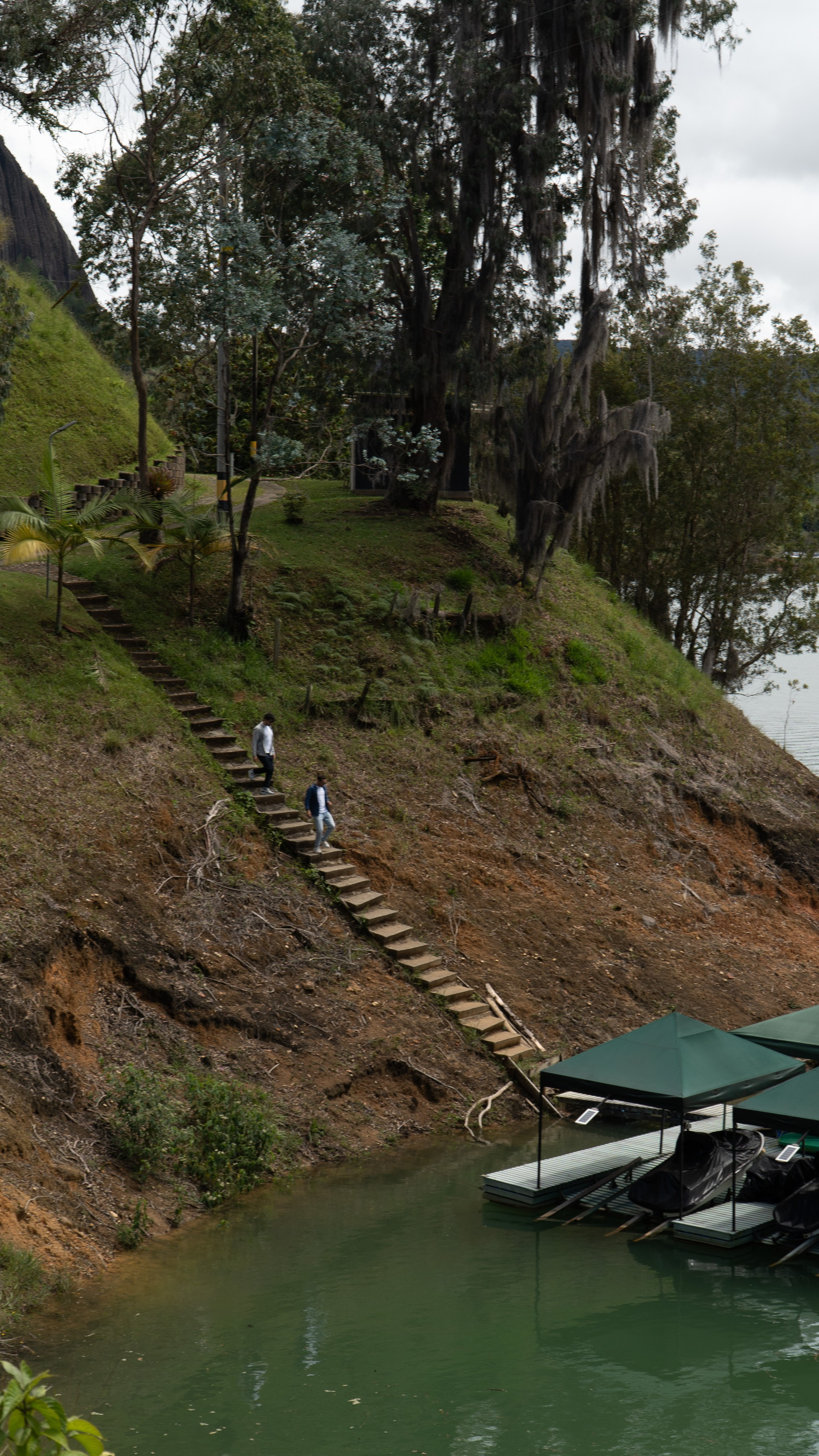 Guatape full. Wedding Photographer in Barcelona and Medellin