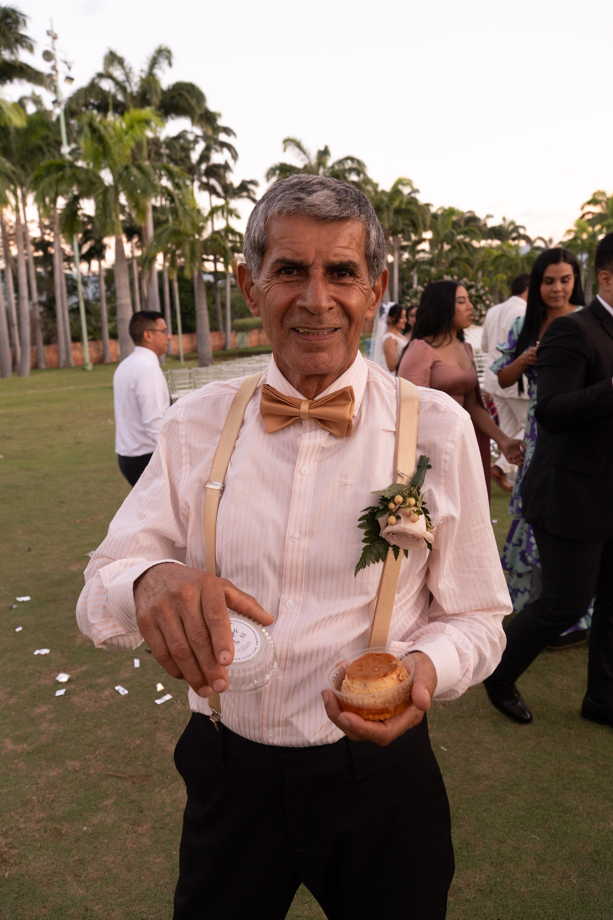 Carola & Gerson. Wedding Photographer in Barcelona and Medellin