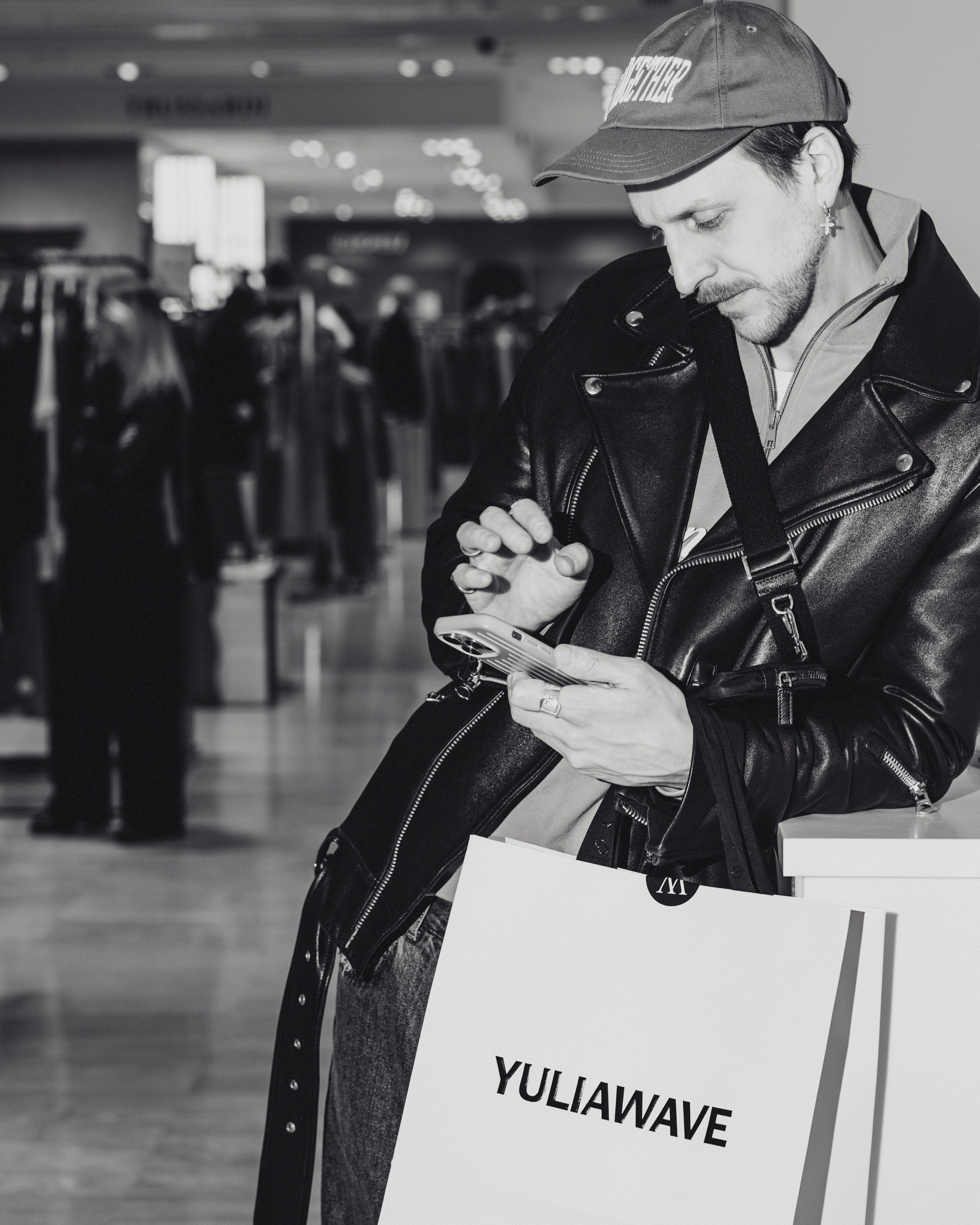 YULIA WAVE x TSVETNOY