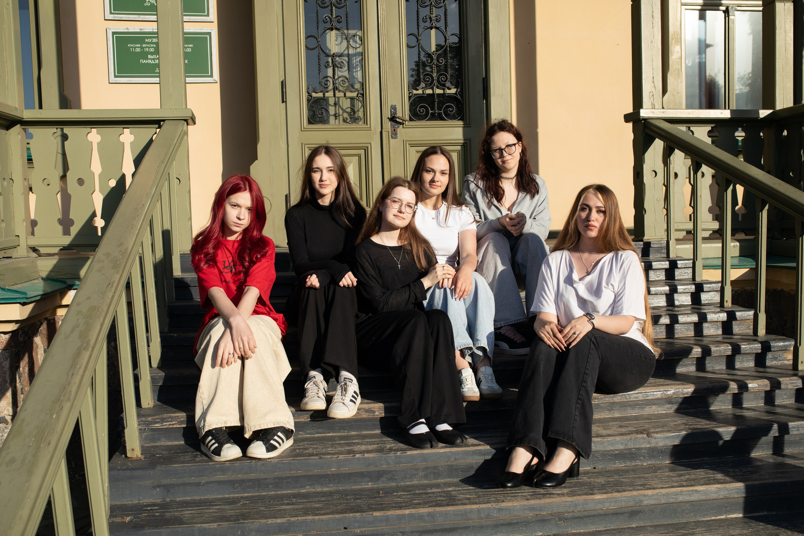 19/05/26 Лошицкий. Выпускные альбомы Cardsi