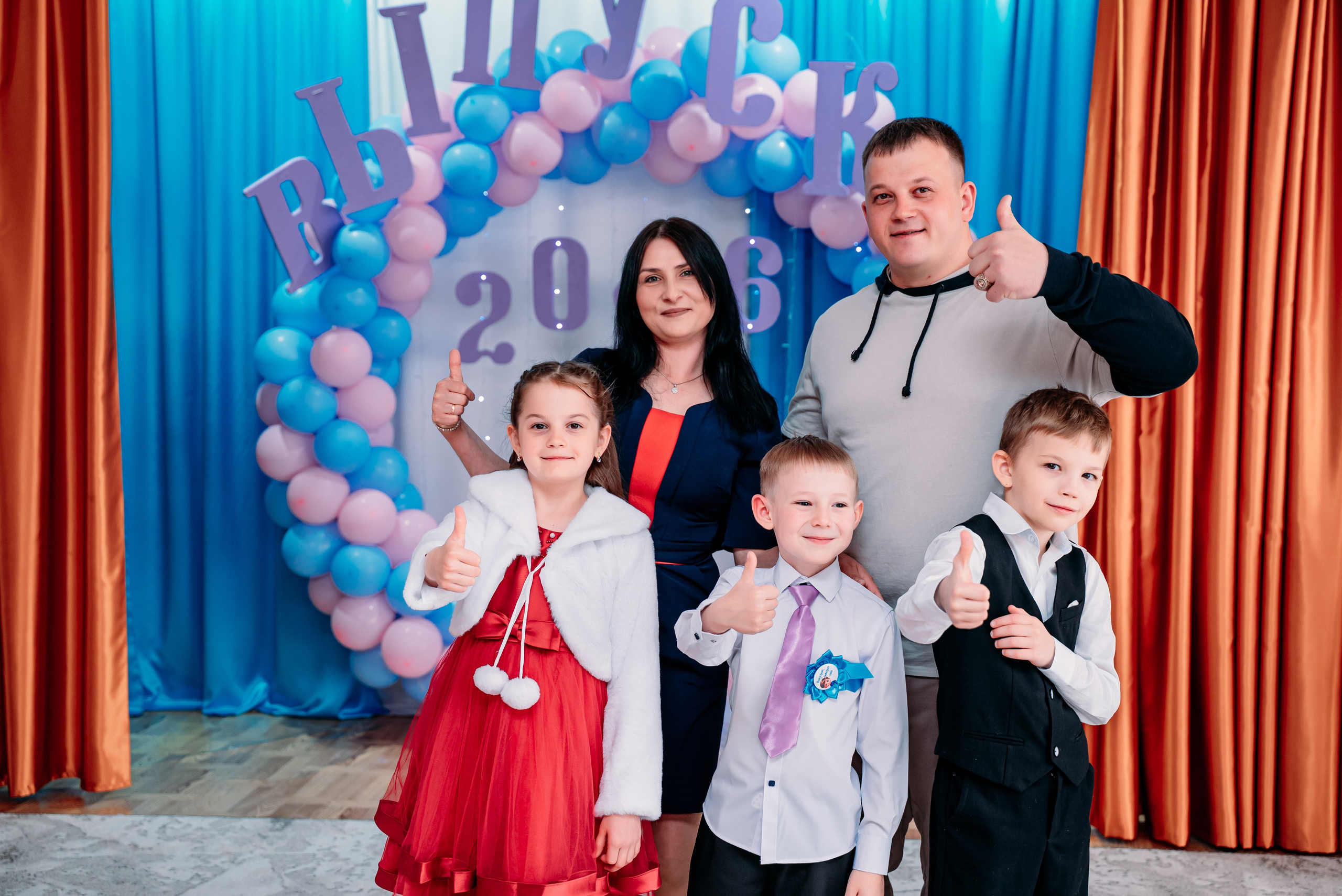 Выпускной 2026 детский сад 59. Фотограф Алёна Царькова. Киселевск