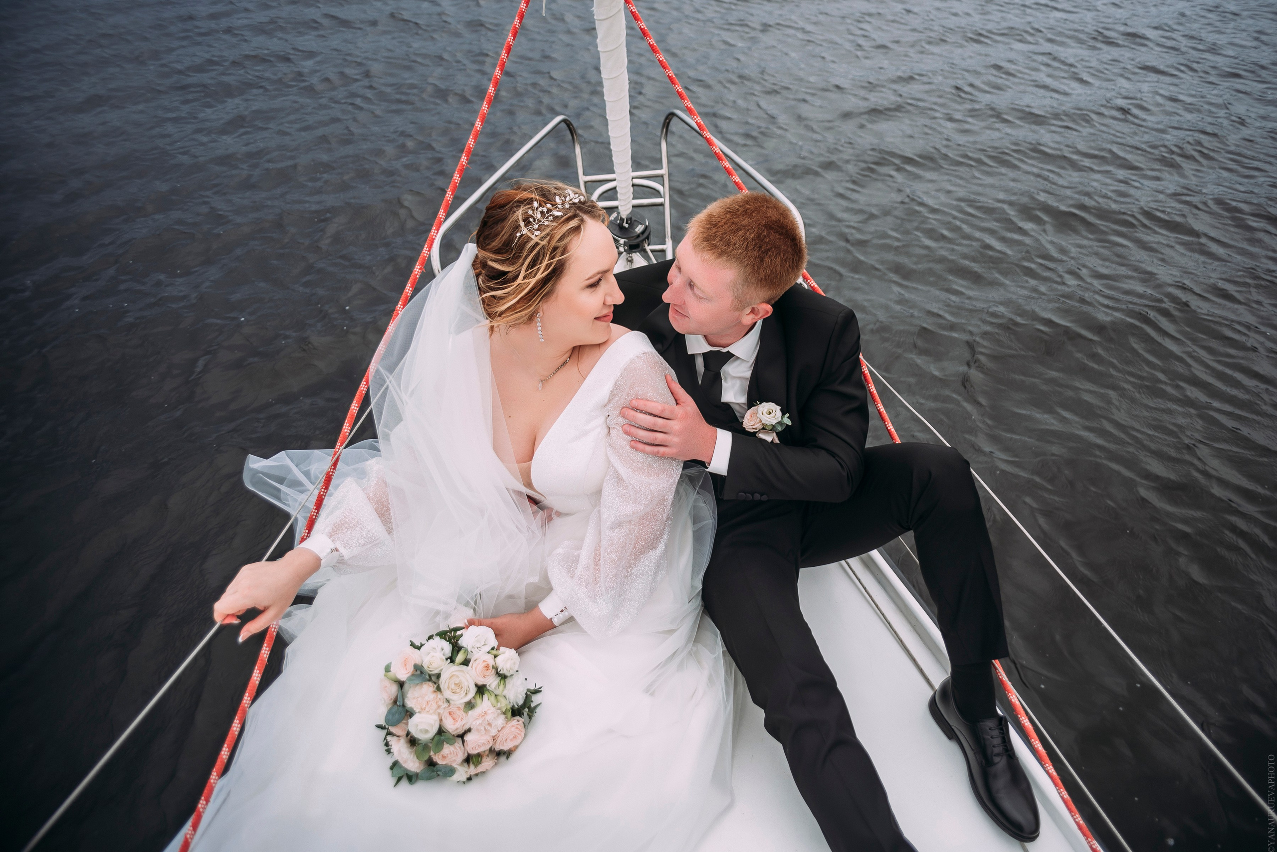 Свадебная фотосессия. Анонс. Свадебный и контент- фотограф в Тольятти, Самаре, Москве Яна Уруева