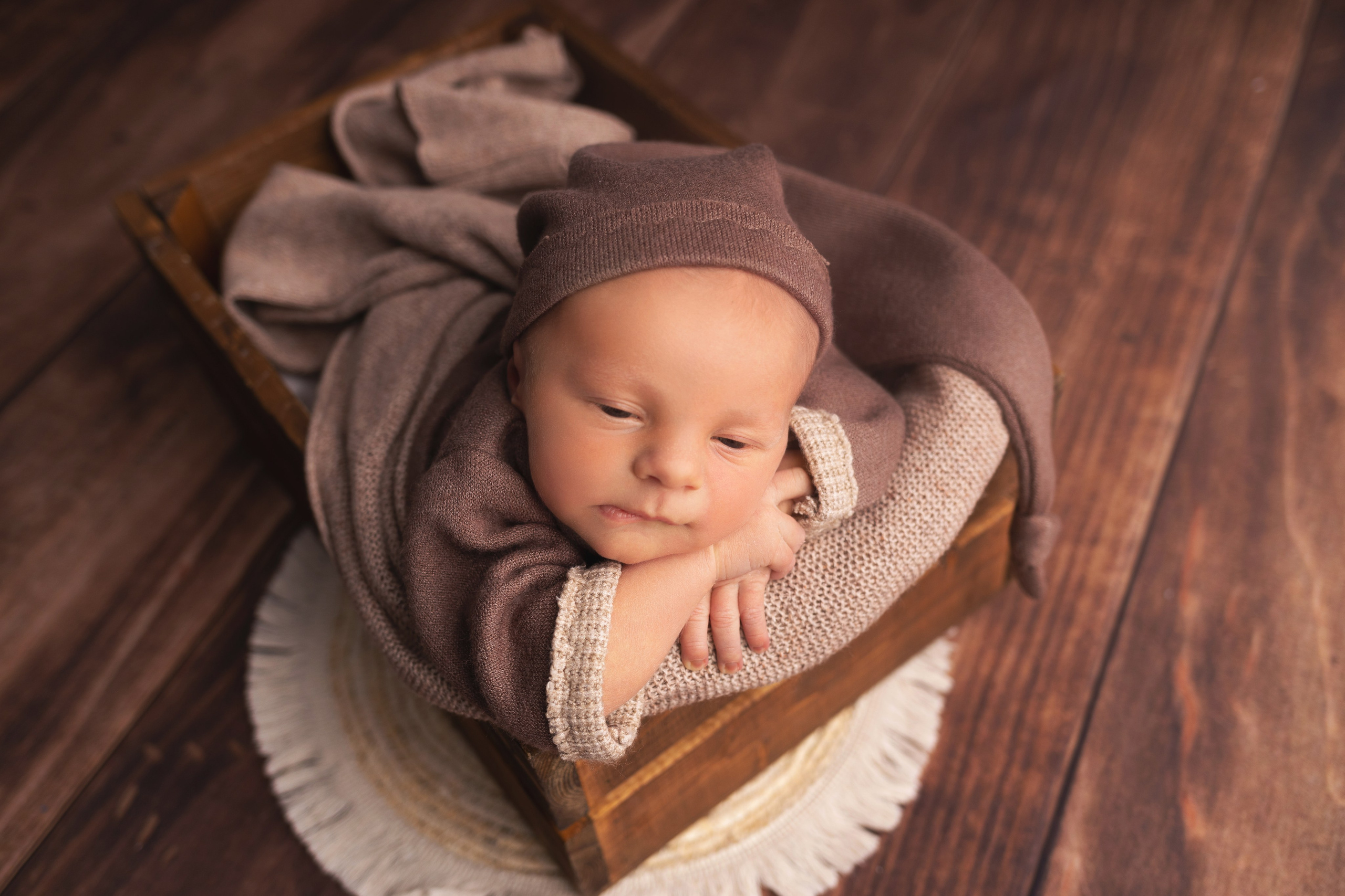 Классическая фотосессия малыша. Фотограф новорожденных малышей в Омске и Омской области Эльвира Камаева