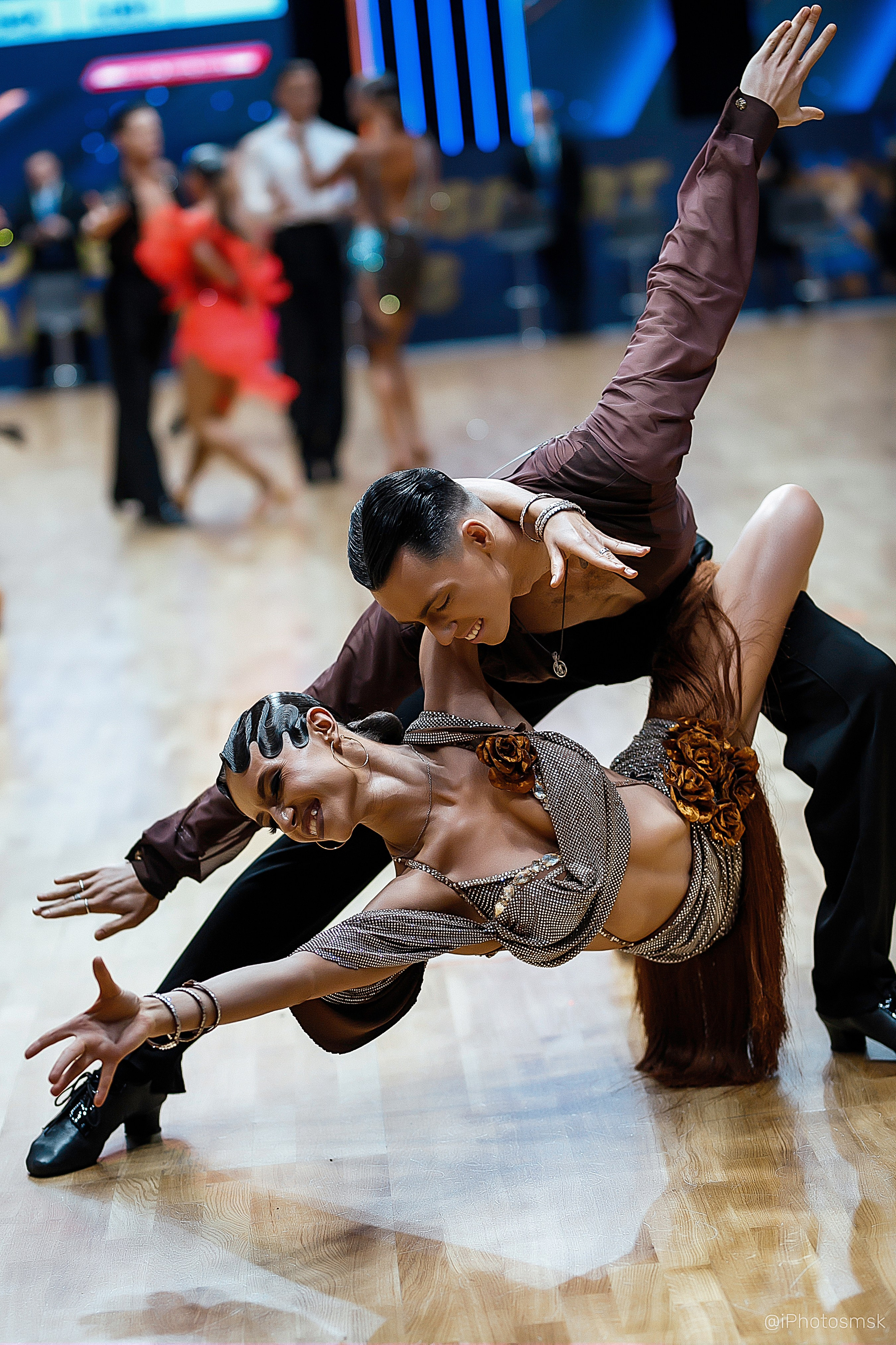 HU CHANGKUAN DAI ZIXI