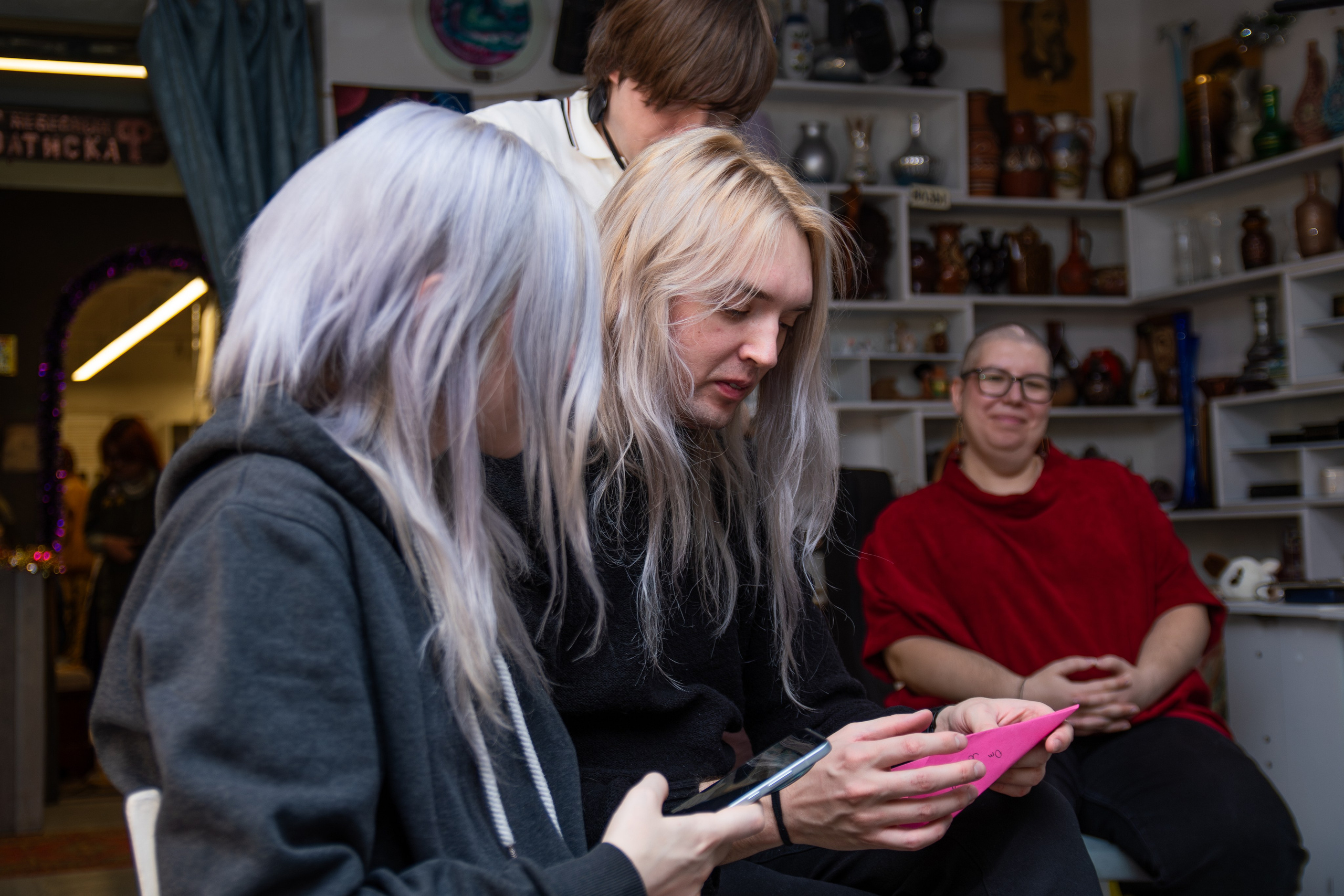 Музыкально-поэтический перфоманс на некорпоративе «Мы больше этой суеты». Репортажный фотограф в Москве Legiodot