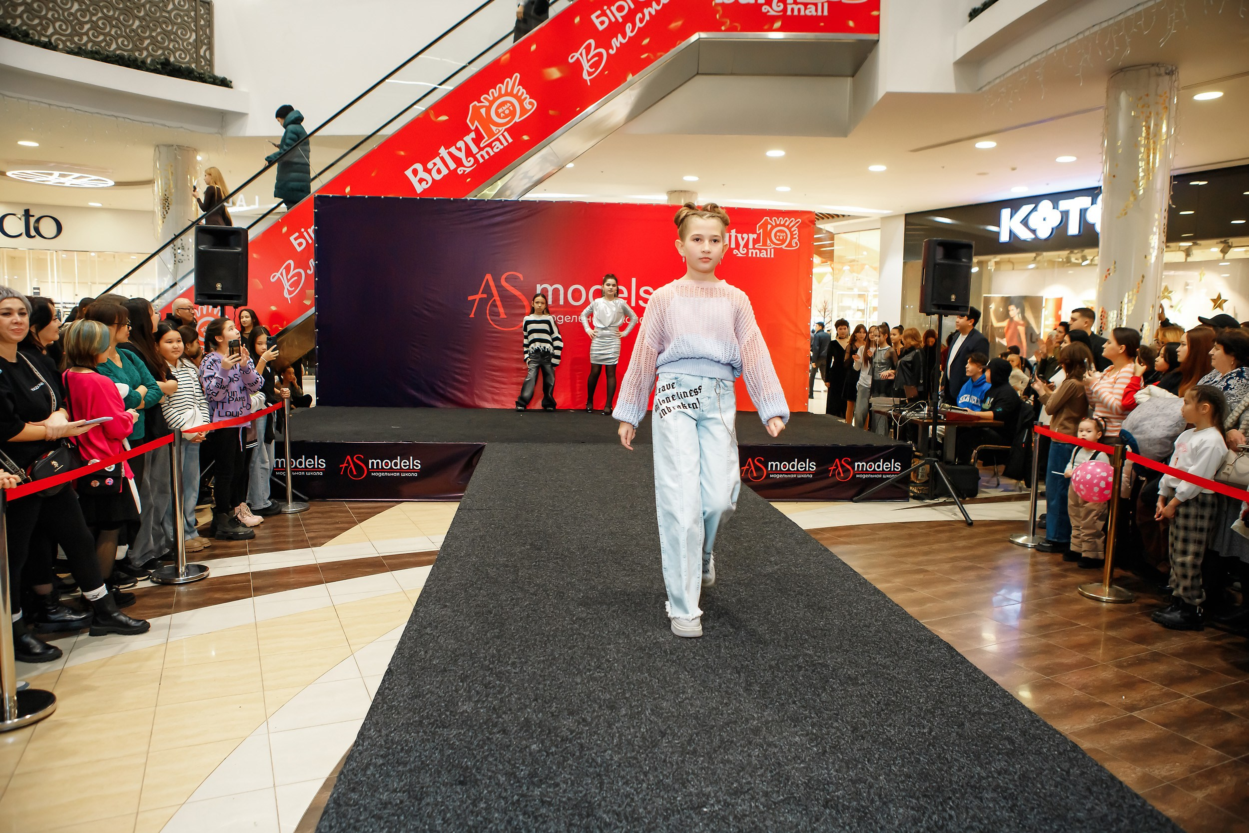 Fashion Show модельной школы AS Models. Кипятком Павлодар