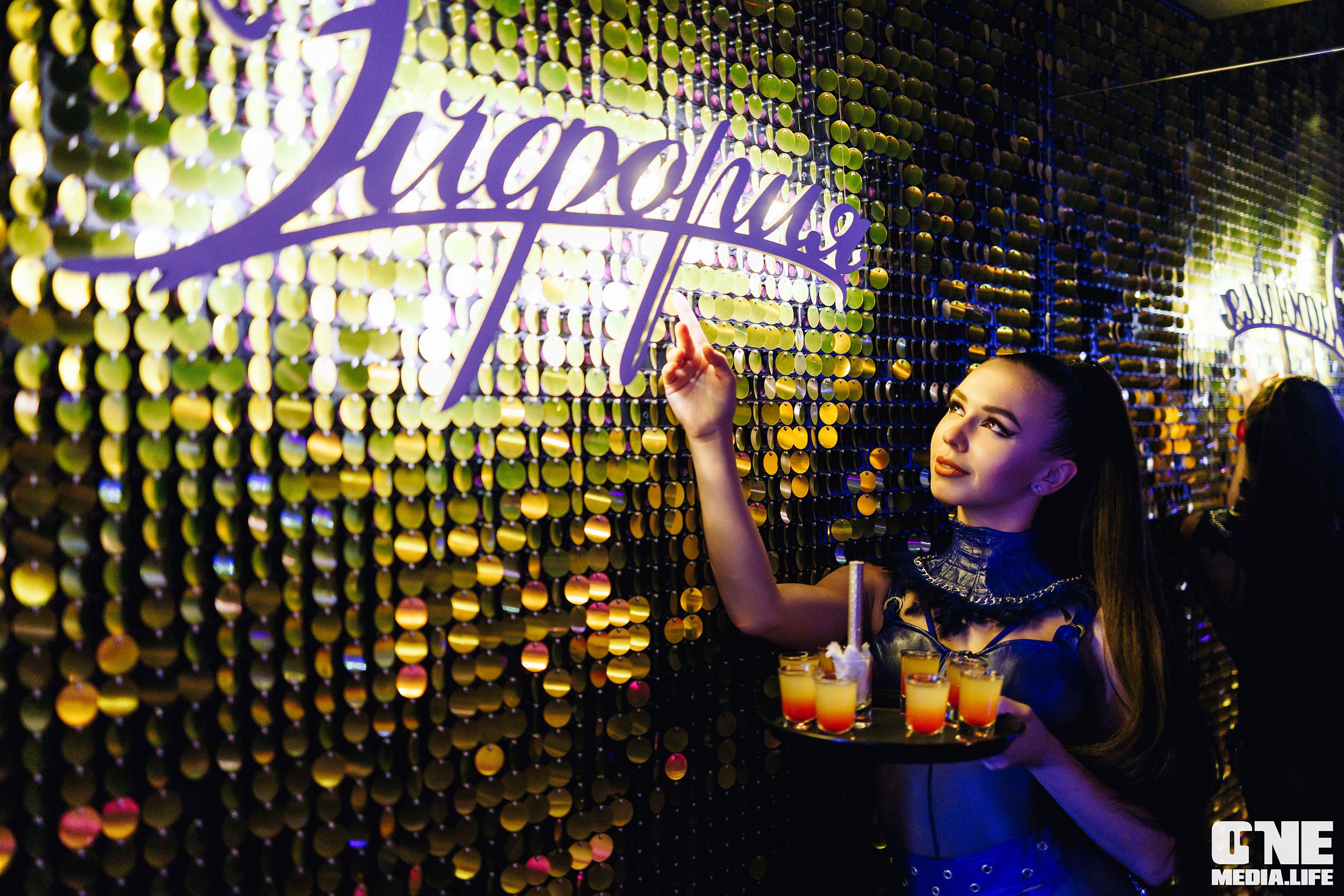 Фоторепортаж из караоке-клуба Эйфория. One Media Life: фоторепортажи, фотоотчеты с мероприятий и заведений