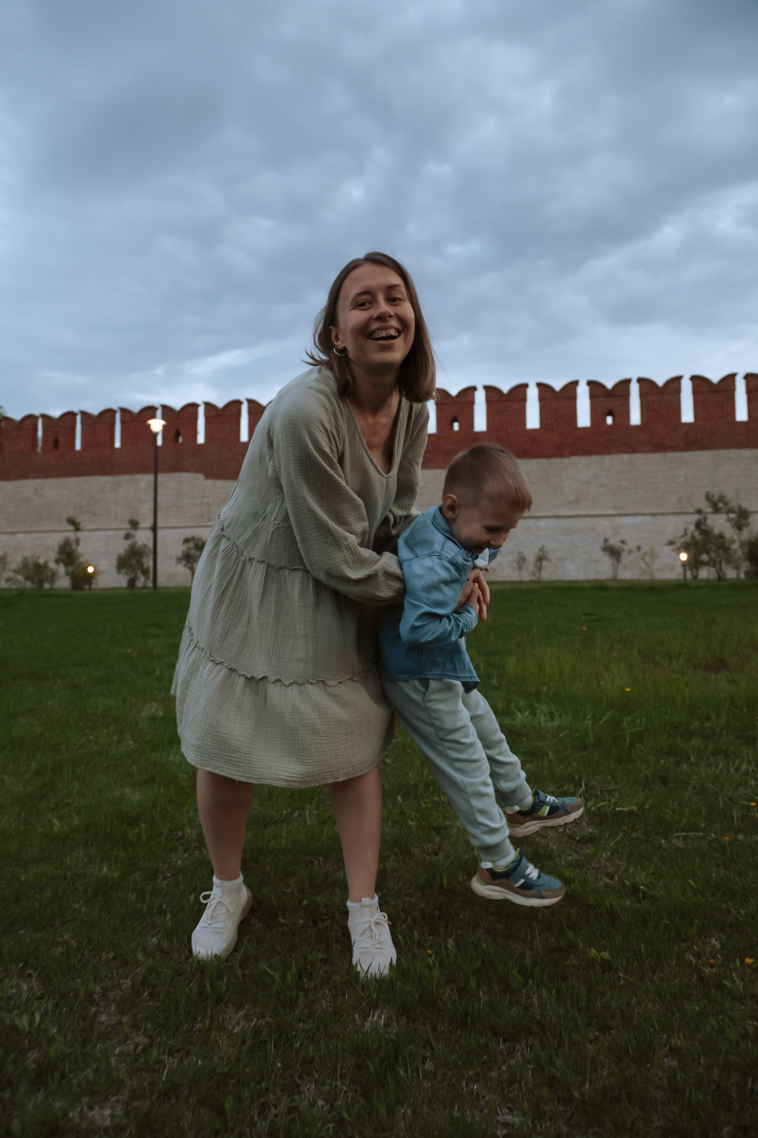 Семейная фотосессия в парке. Фотограф в Санкт-Петербурге Валерия Закатеева