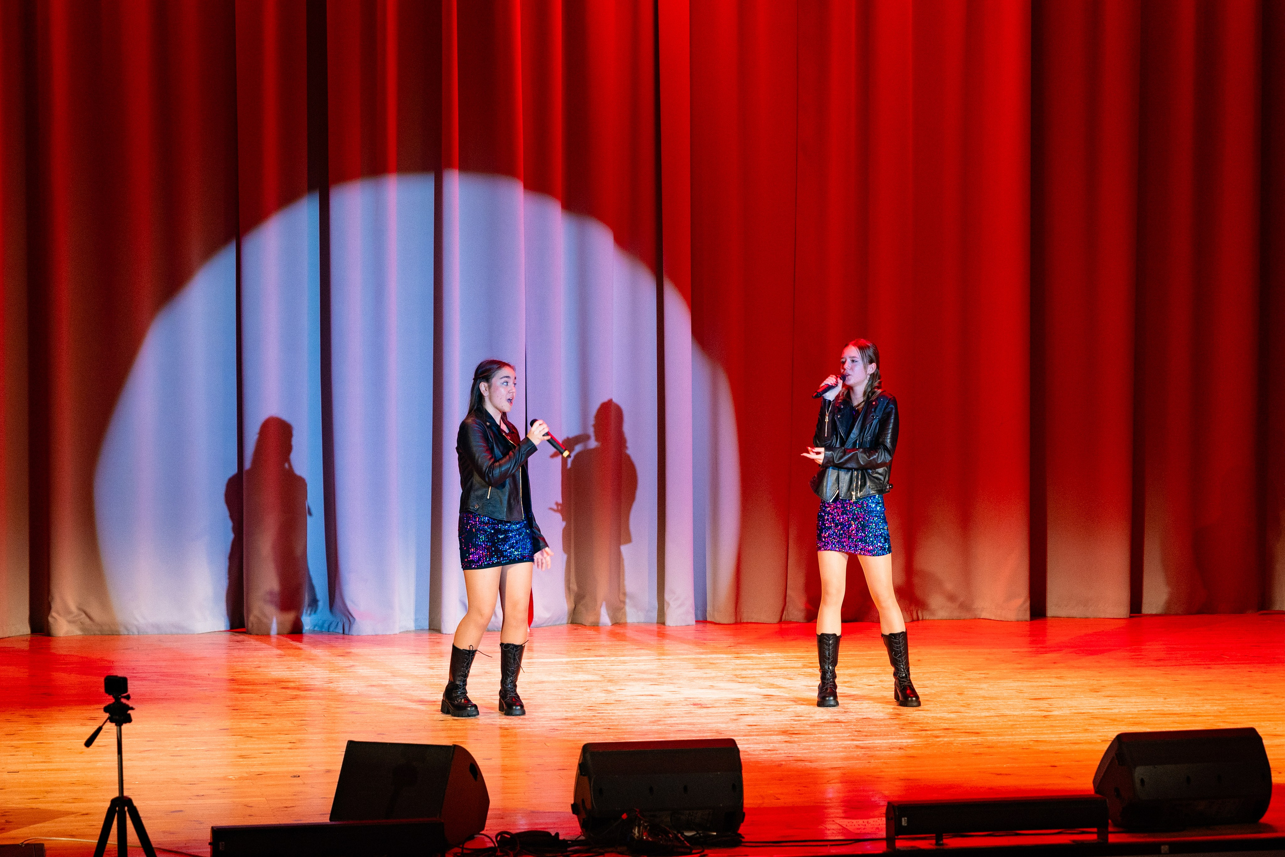 Концерт ДК Буривестник. Фотограф Никита Комаров