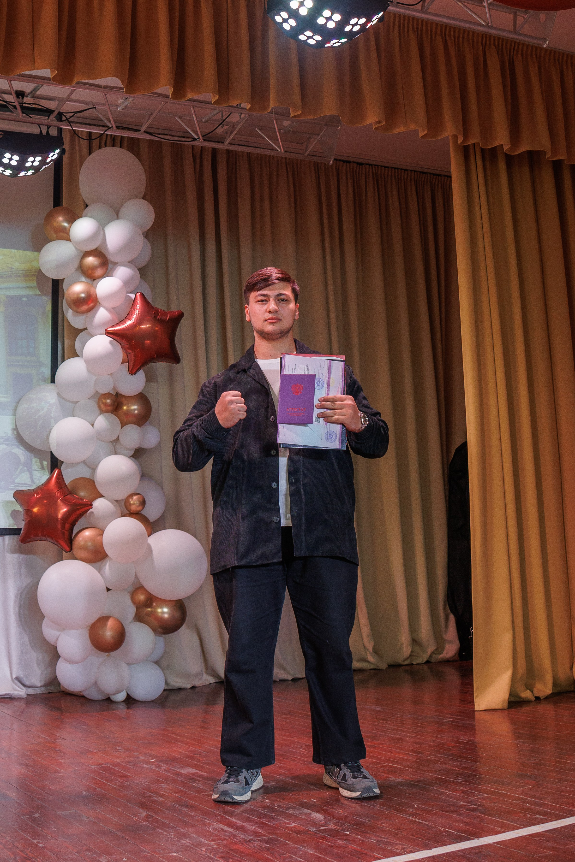 Вручение аттестатов. Свадебный и семейный фотограф в Новосибирске Ирина Дорошкова