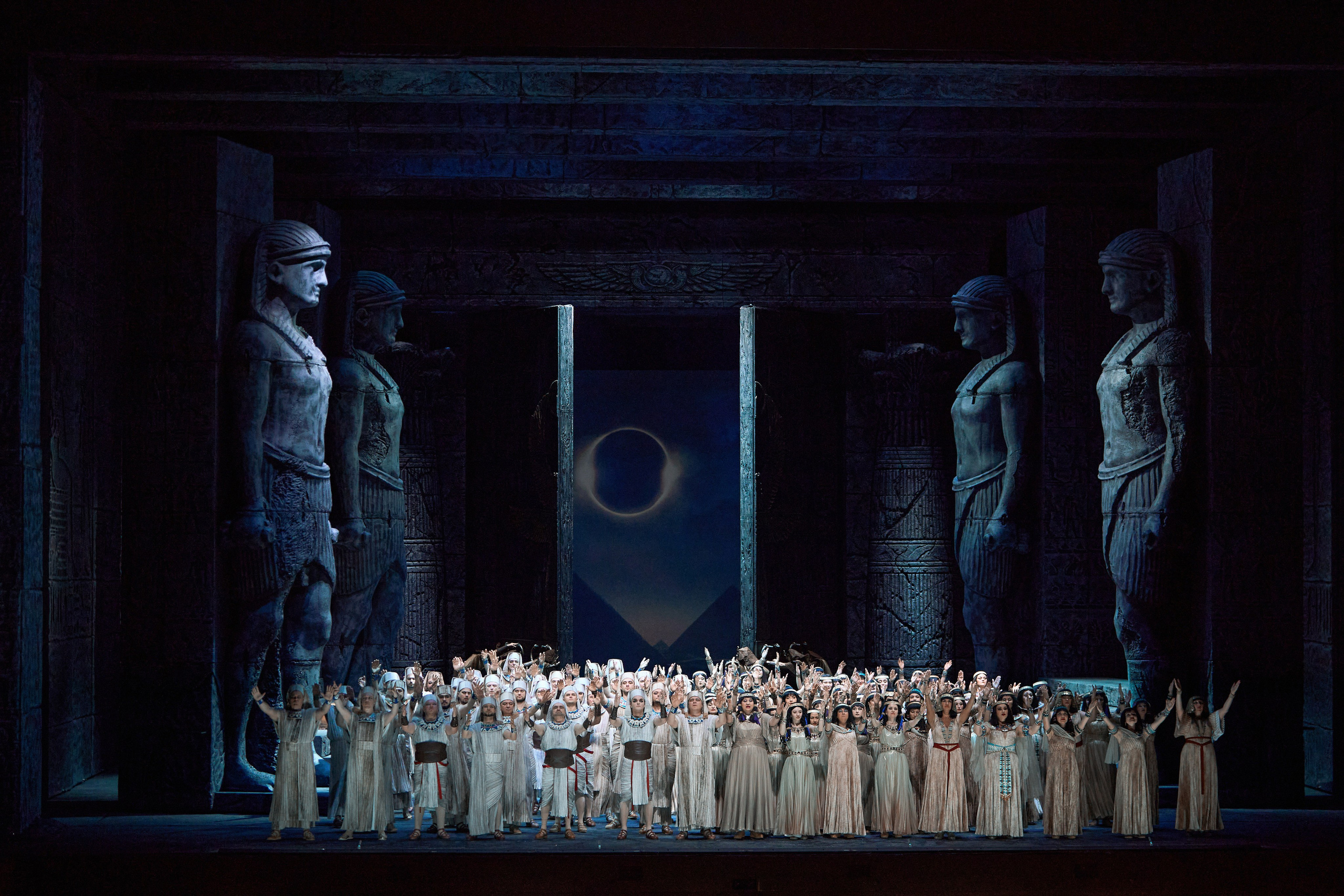 Опера. Театральный фотограф в Санкт-Петербурге Александр Нефф