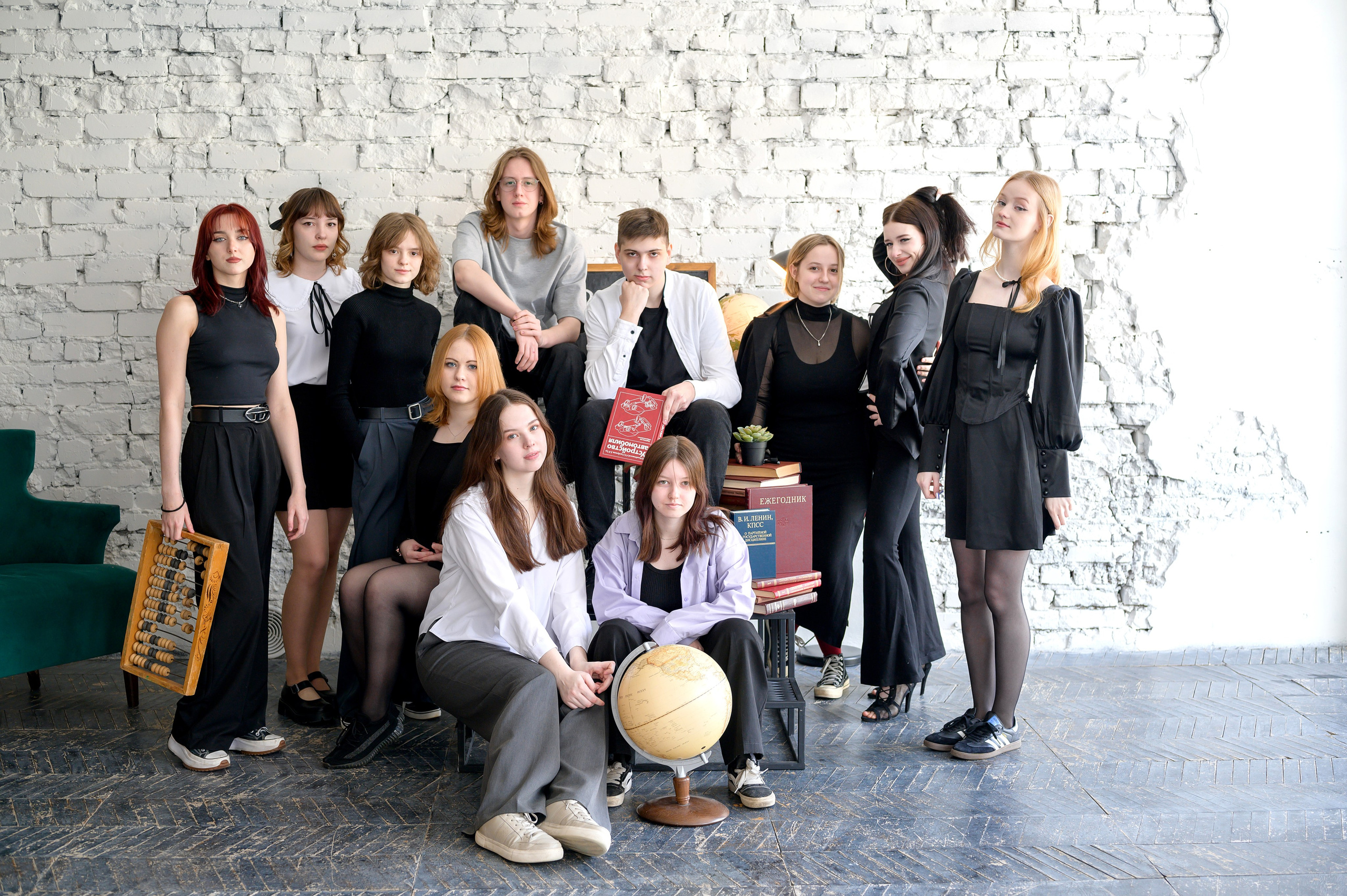 11 класс. студия. Фотограф новорожденных, семейный детский в Тюмени Татьяна Морозова