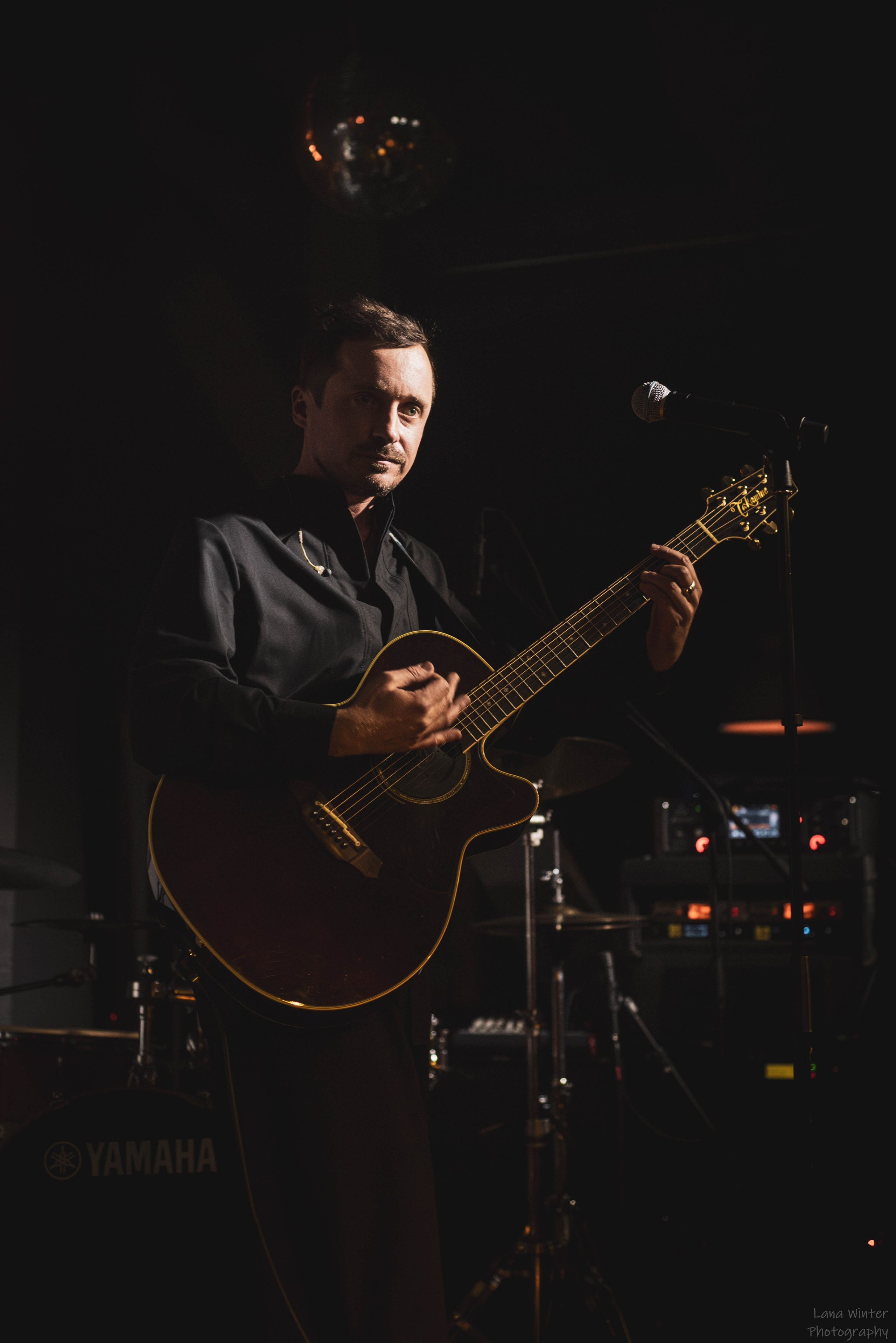 Площадь Восстания (8 марта 2025 года, Москва, клуб Техника Безопасности). Фотограф Светлана Блинова, Москва и Московская область