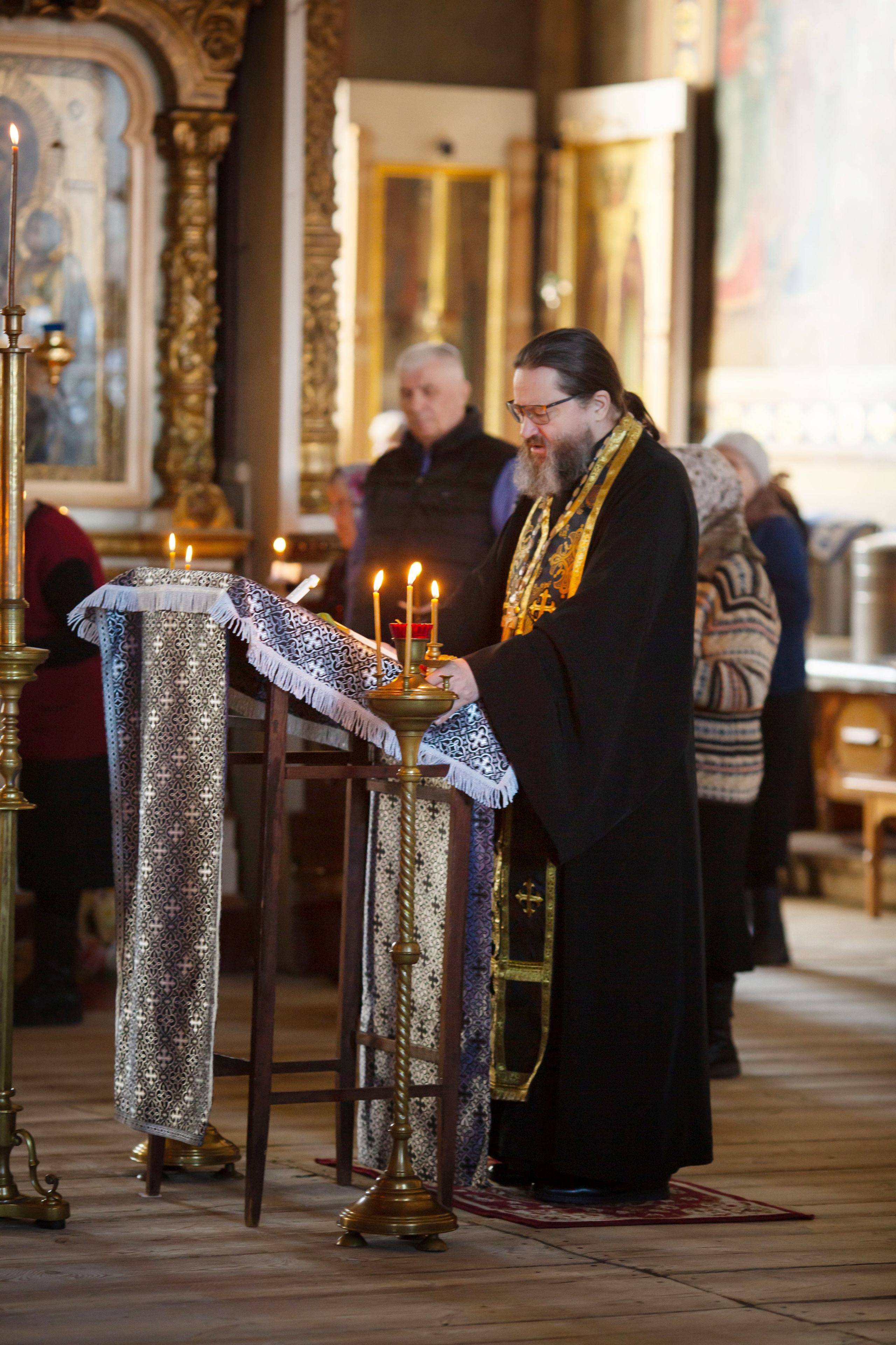 Великий канон свт. Андрея Критского Воскресенский храм с Ашитково. Семейный и детский фотограф Анна Петракова