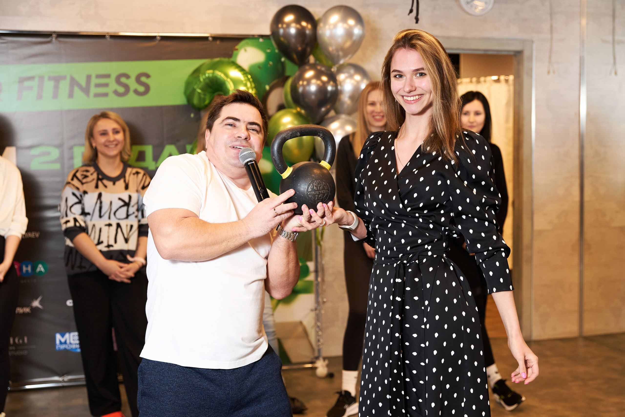 SQ — ФИТНЕС. 2 ГОДА. Фотограф Липецк. Фотограф в Липецке Татьяна Минаева. Портретный фотограф Липецк. Свадебный фотограф Липецк. Бизнес фотограф Липецк