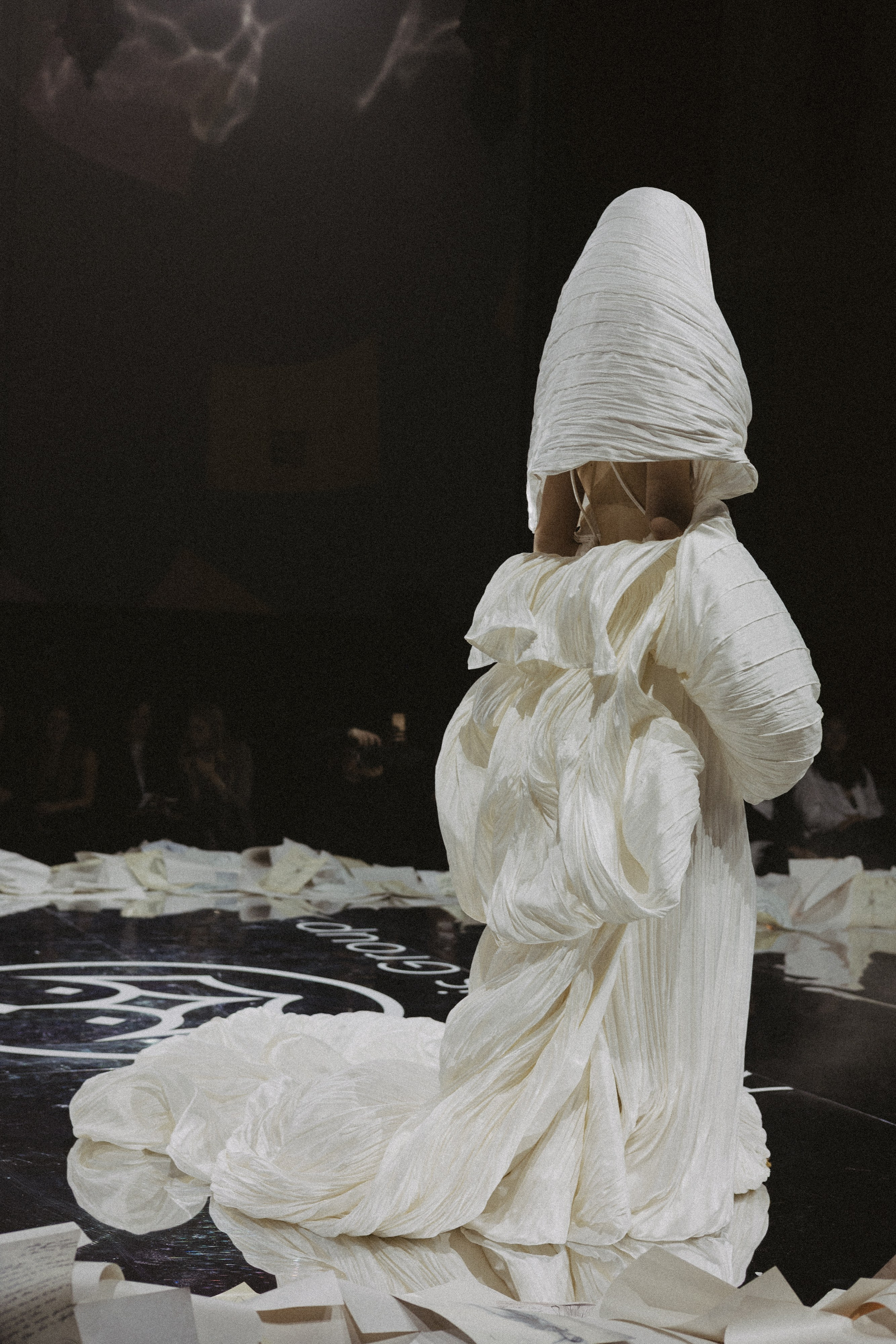 Rara Avis Fashion Show 2026. Fusion Wedding Photographer