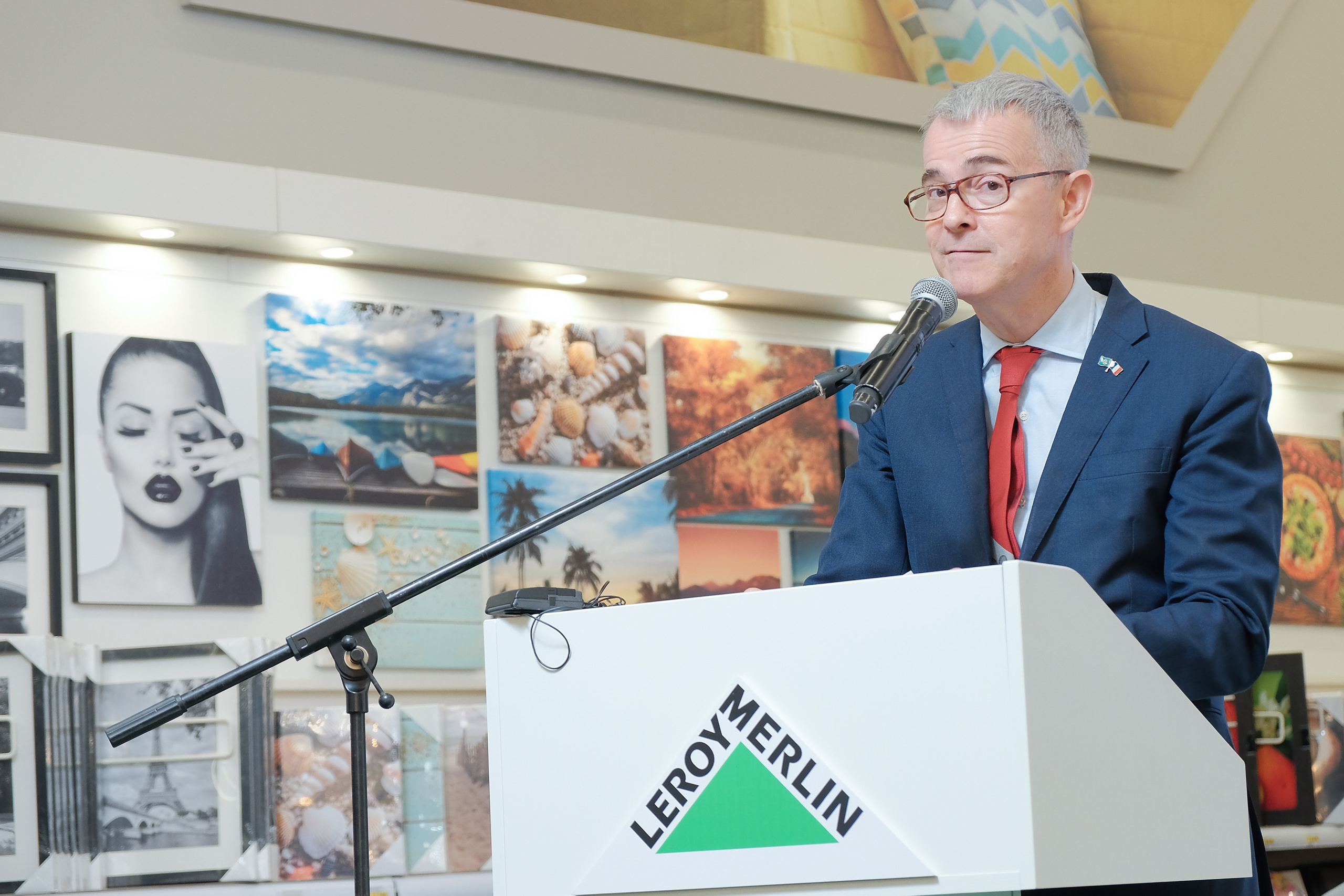 Открытие Леруа Мерлен в Казахстане. Фотограф в Алматы Игорь Заритовский — zaritovskiy.com