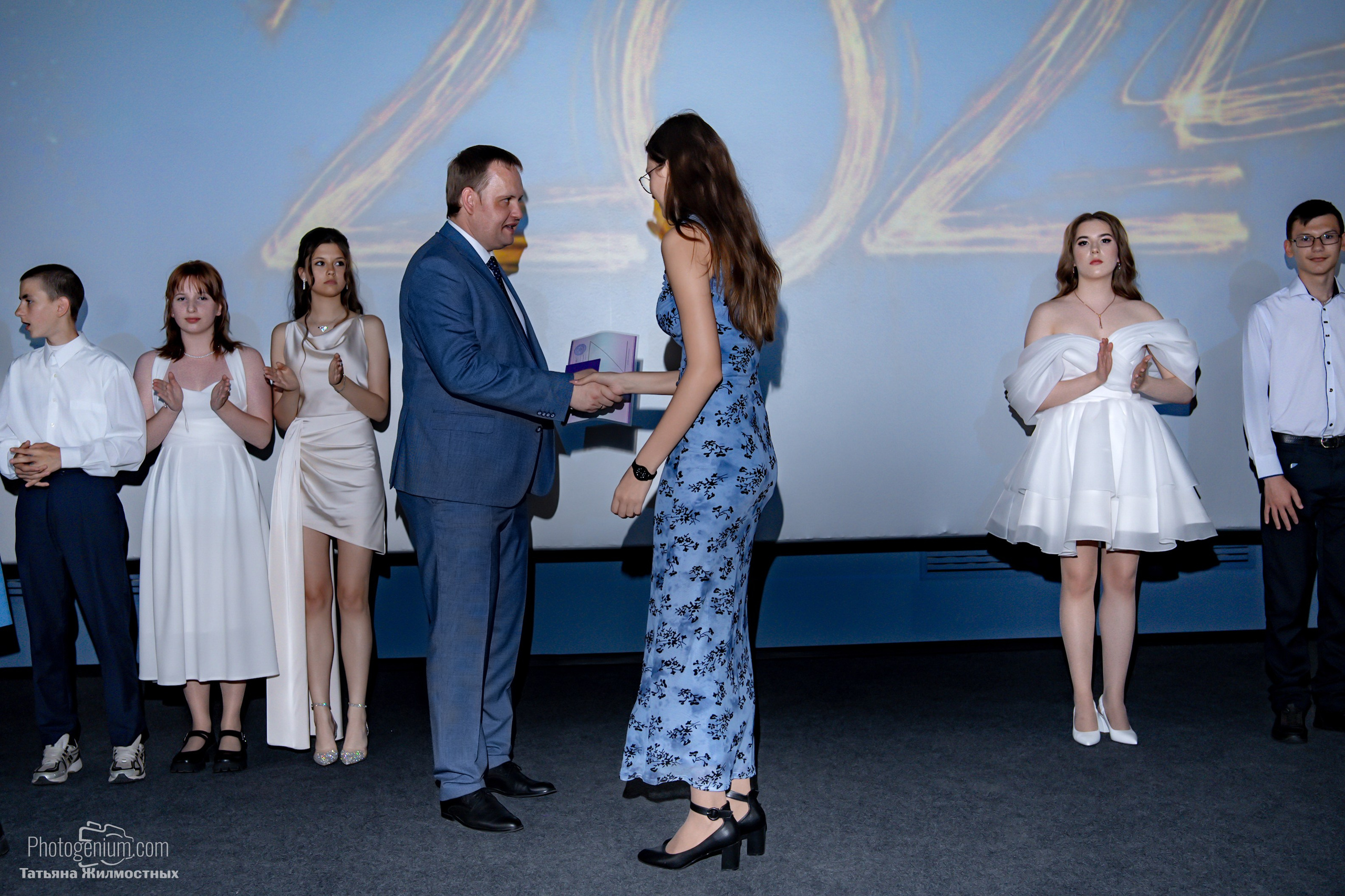 Выпускной 9"Д» класс школа № 35. Фотограф Нижний Новгород Татьяна Кейод