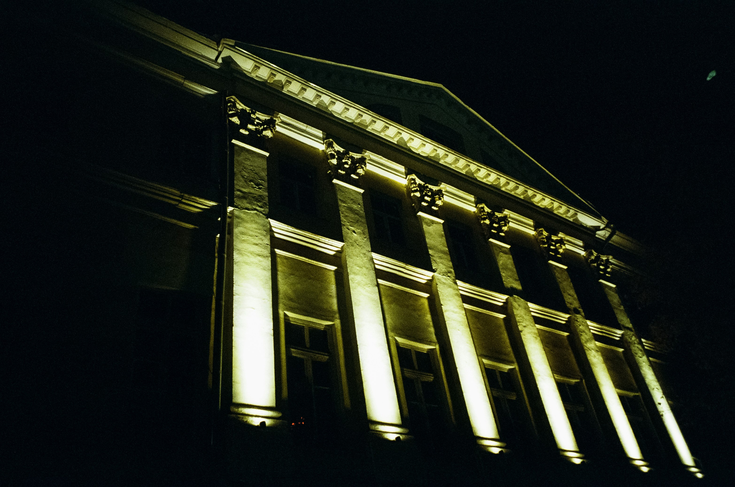 Грани искусства. От театра до архитектуры. Фотограф-документалист Мария Осокина