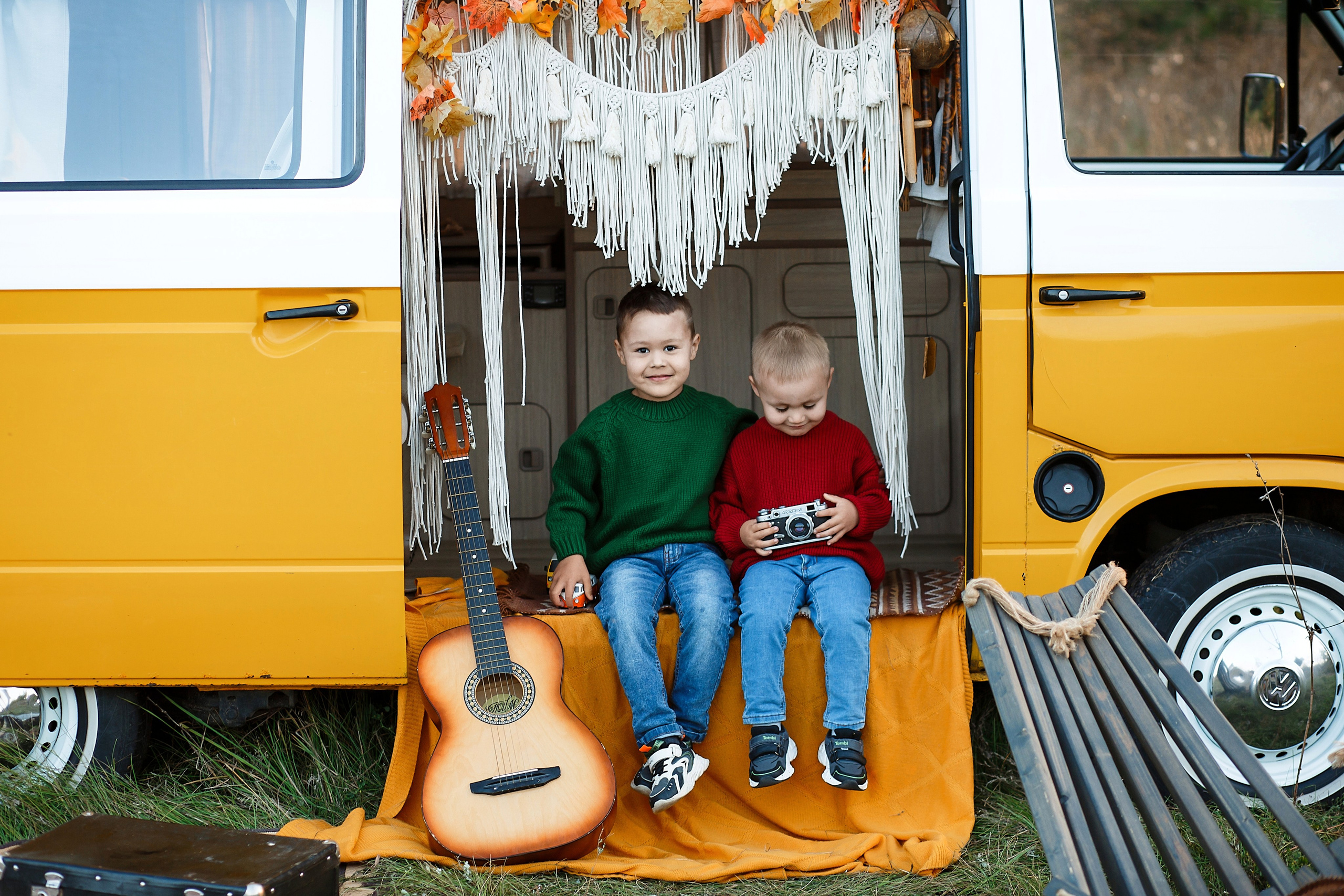Желтый фургон. Семейный и детский фотограф в Стерлитамаке Разина Рахмангулова