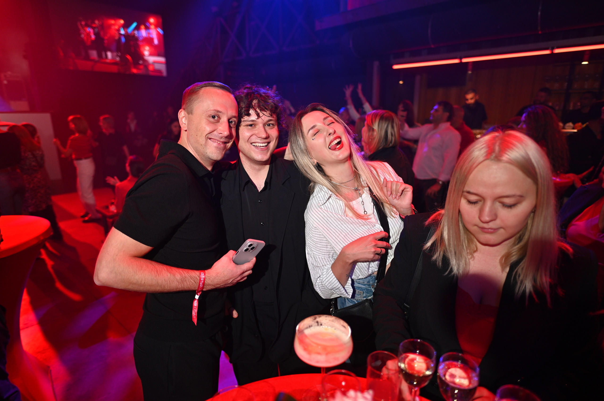 Презентация Пятого канала 01.10.2024. EVEREST PHOTO REPORT