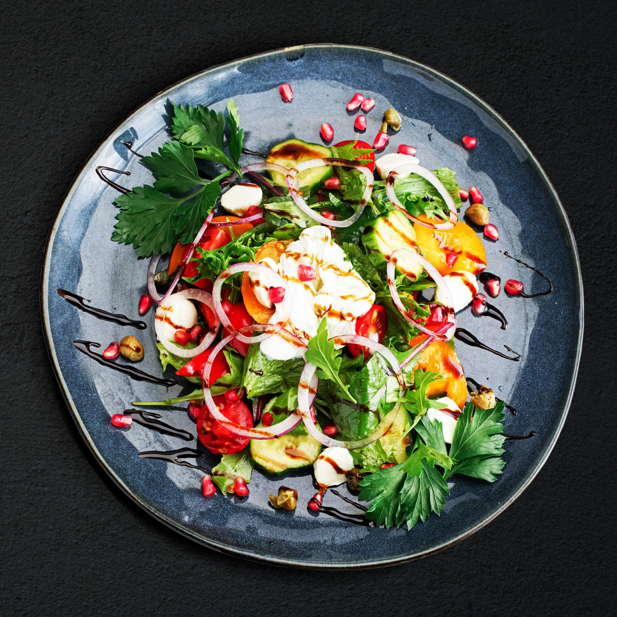 Фотограф и графический дизайнер Владимир Пуставетов