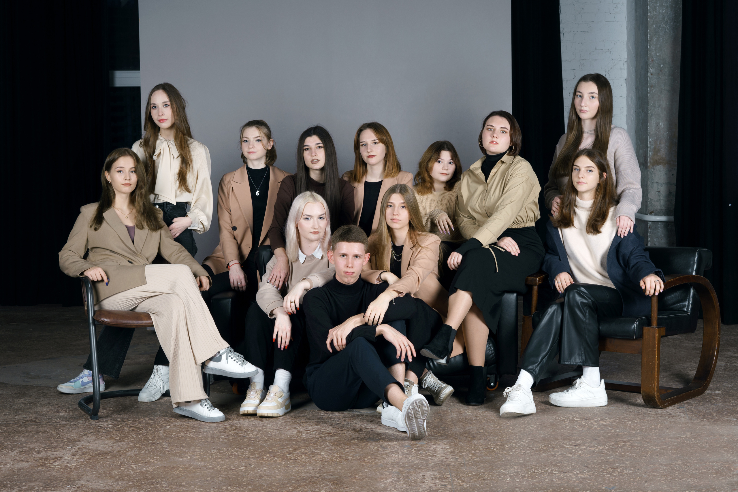 Выпускные альбомы Сочи  9 - 11 Класс. СТИЛЬНЫЙ ВЫПУСКНОЙ АЛЬБОМ СОЧИ АДЛЕР