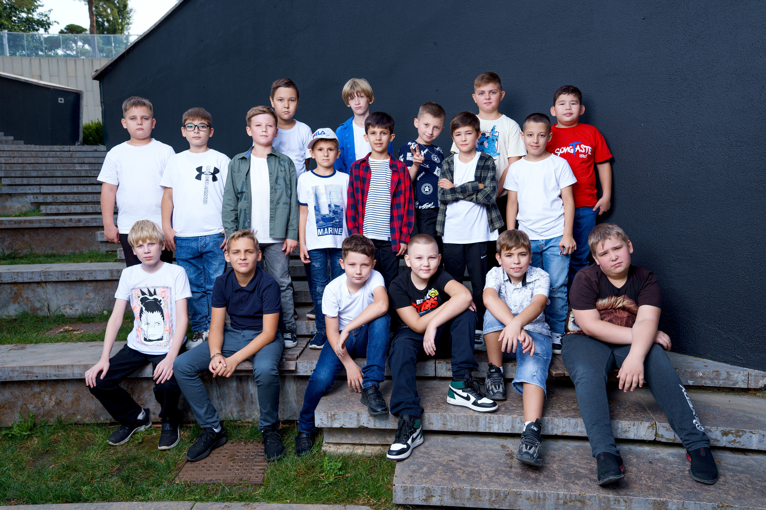 Выпускные альбомы Сочи 4 Класс. СТИЛЬНЫЙ ВЫПУСКНОЙ АЛЬБОМ СОЧИ АДЛЕР