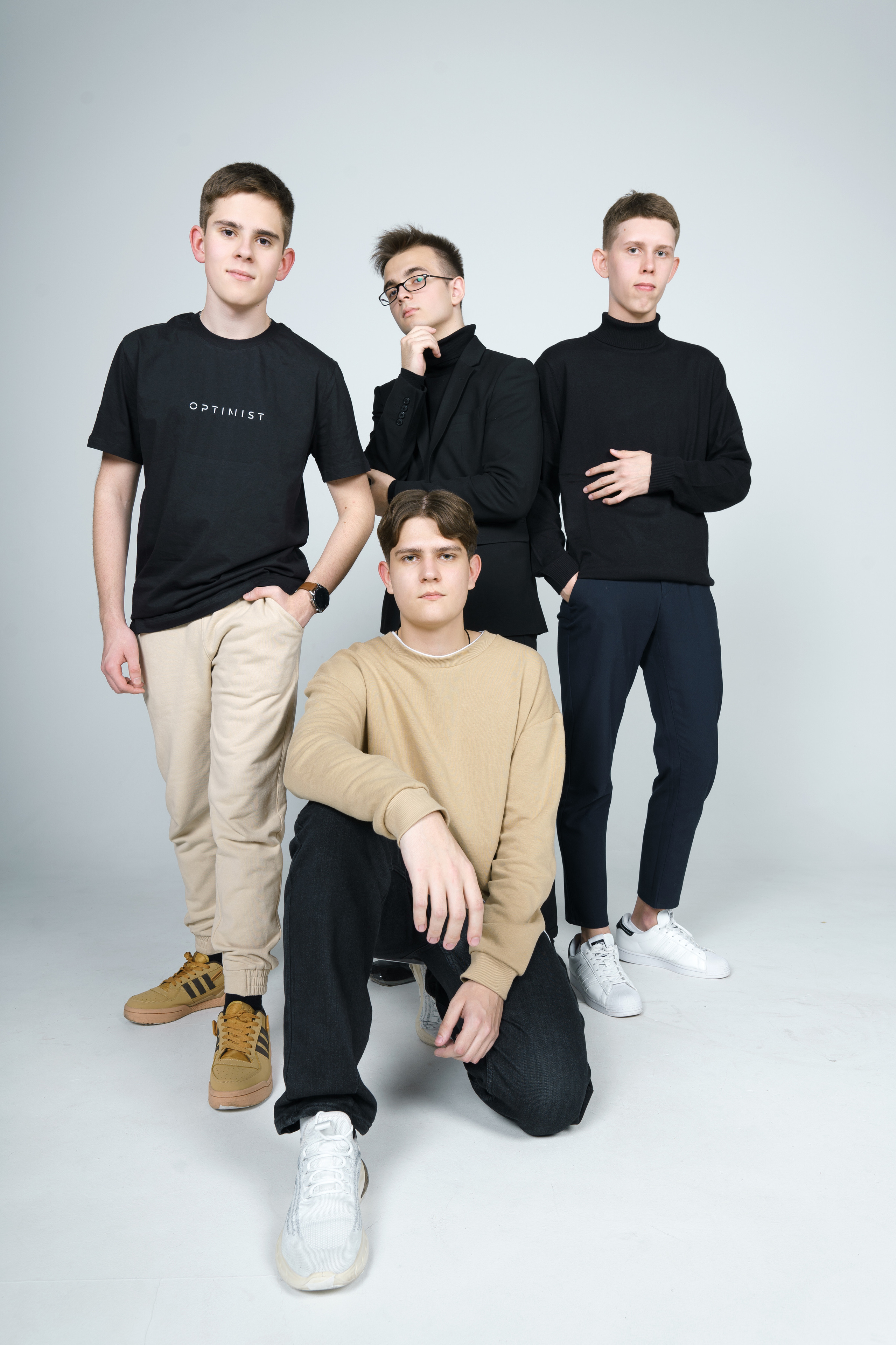 Выпускные альбомы Сочи  9 - 11 Класс. СТИЛЬНЫЙ ВЫПУСКНОЙ АЛЬБОМ СОЧИ АДЛЕР