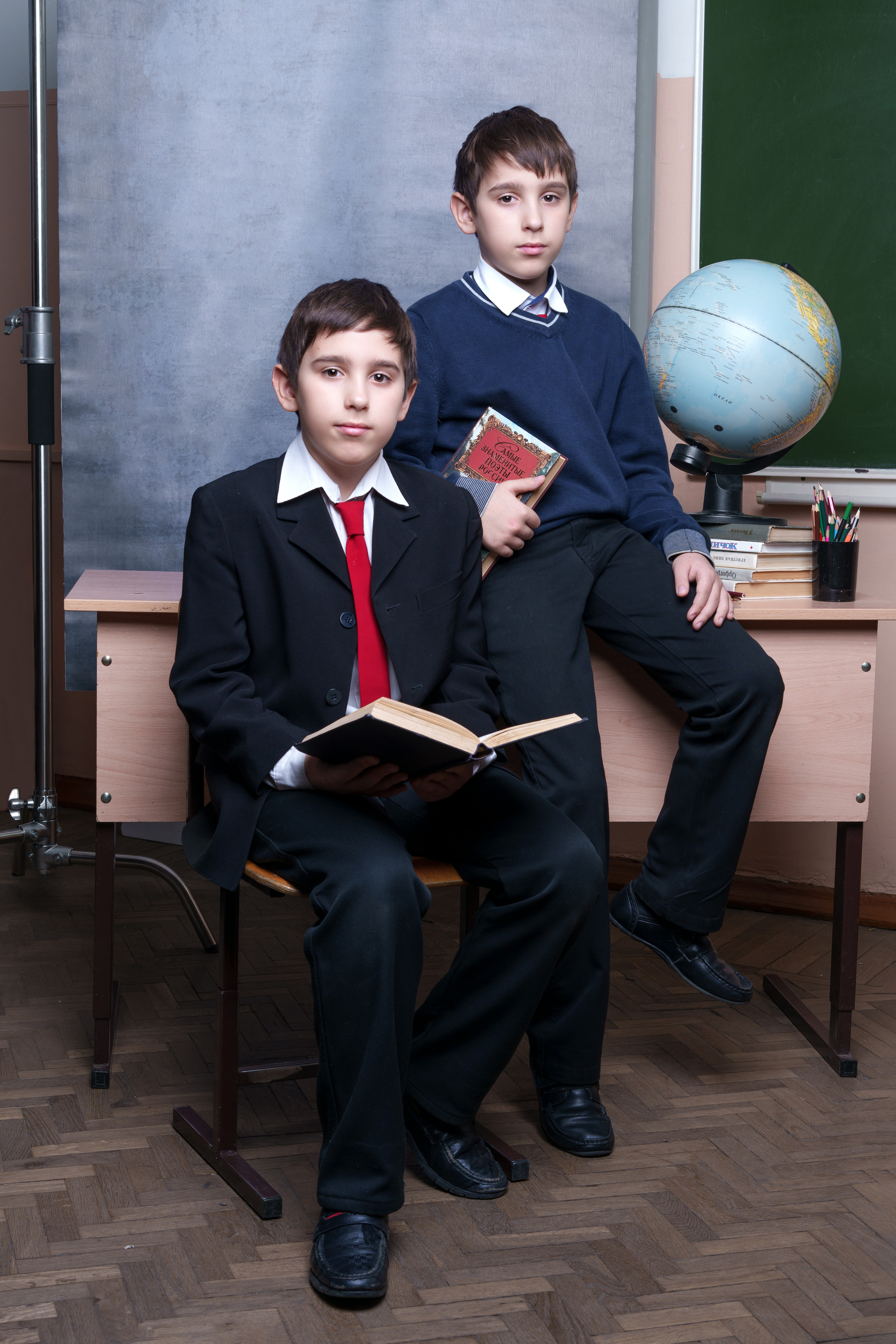 Выпускные альбомы Сочи 4 Класс. СТИЛЬНЫЙ ВЫПУСКНОЙ АЛЬБОМ СОЧИ АДЛЕР