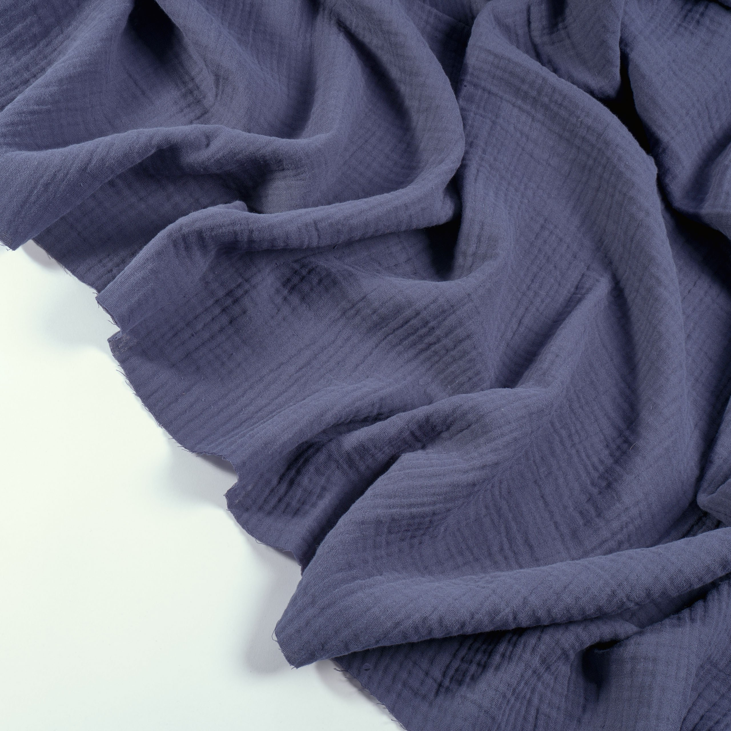 Предметные съёмки товаров для дома и кухни, изделий из ткани и прочих хозяйственных принадлежностей