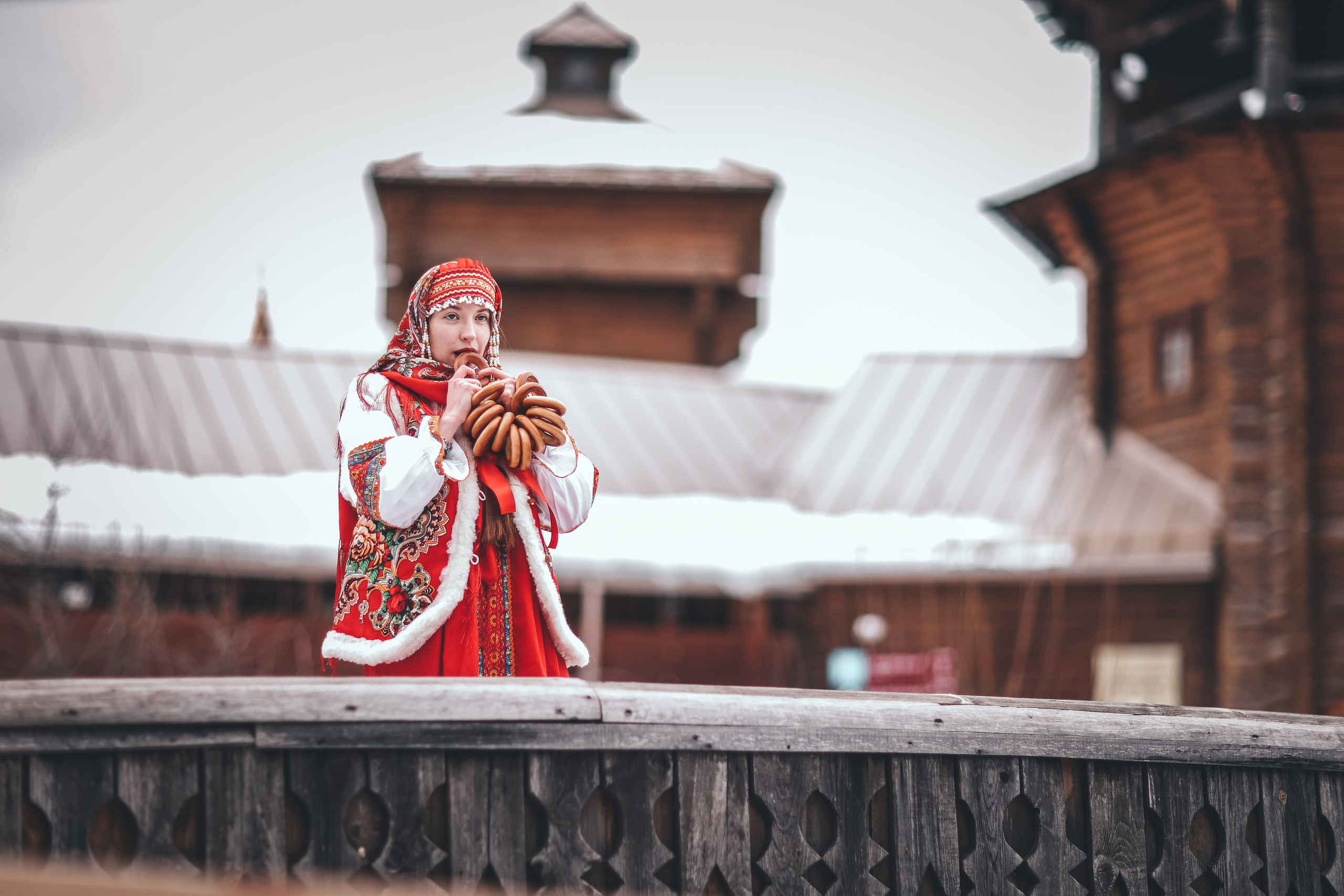 Широкая Масленица, уличная фотосессия в старо-русском стиле. Профессиональный фотограф в Москве, Подмосковье