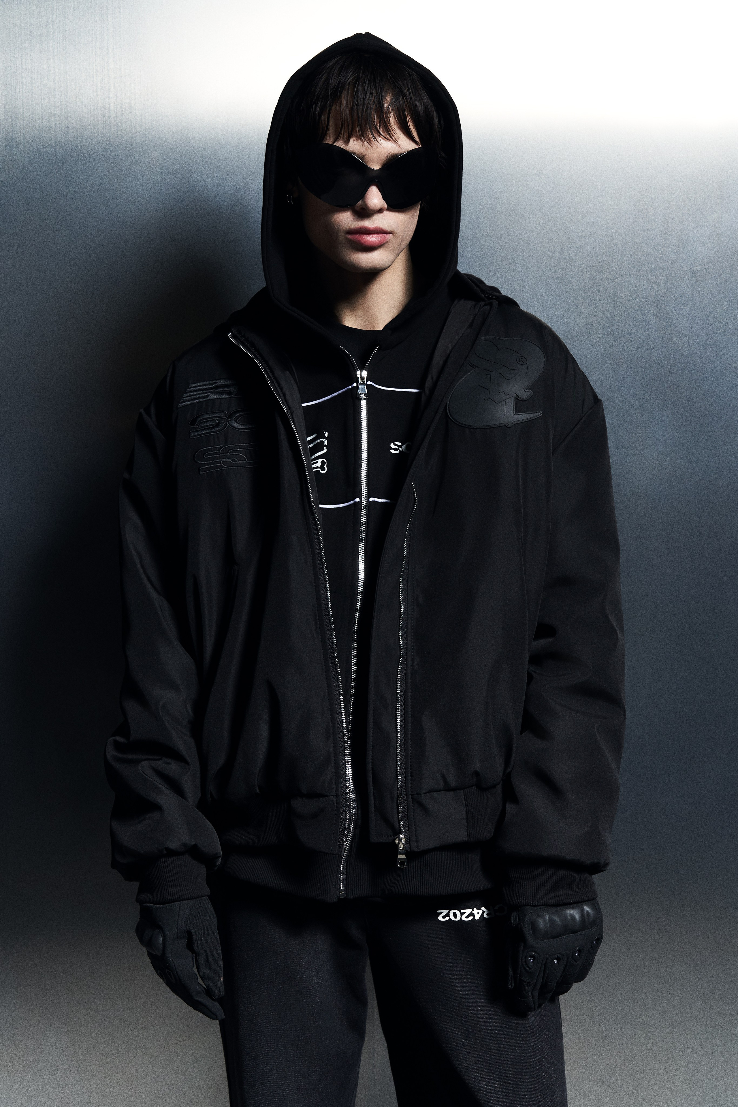 SCRMERCH — CLOSED DROP. DINIS MUSTAFIN | PHOTOGRAPHY