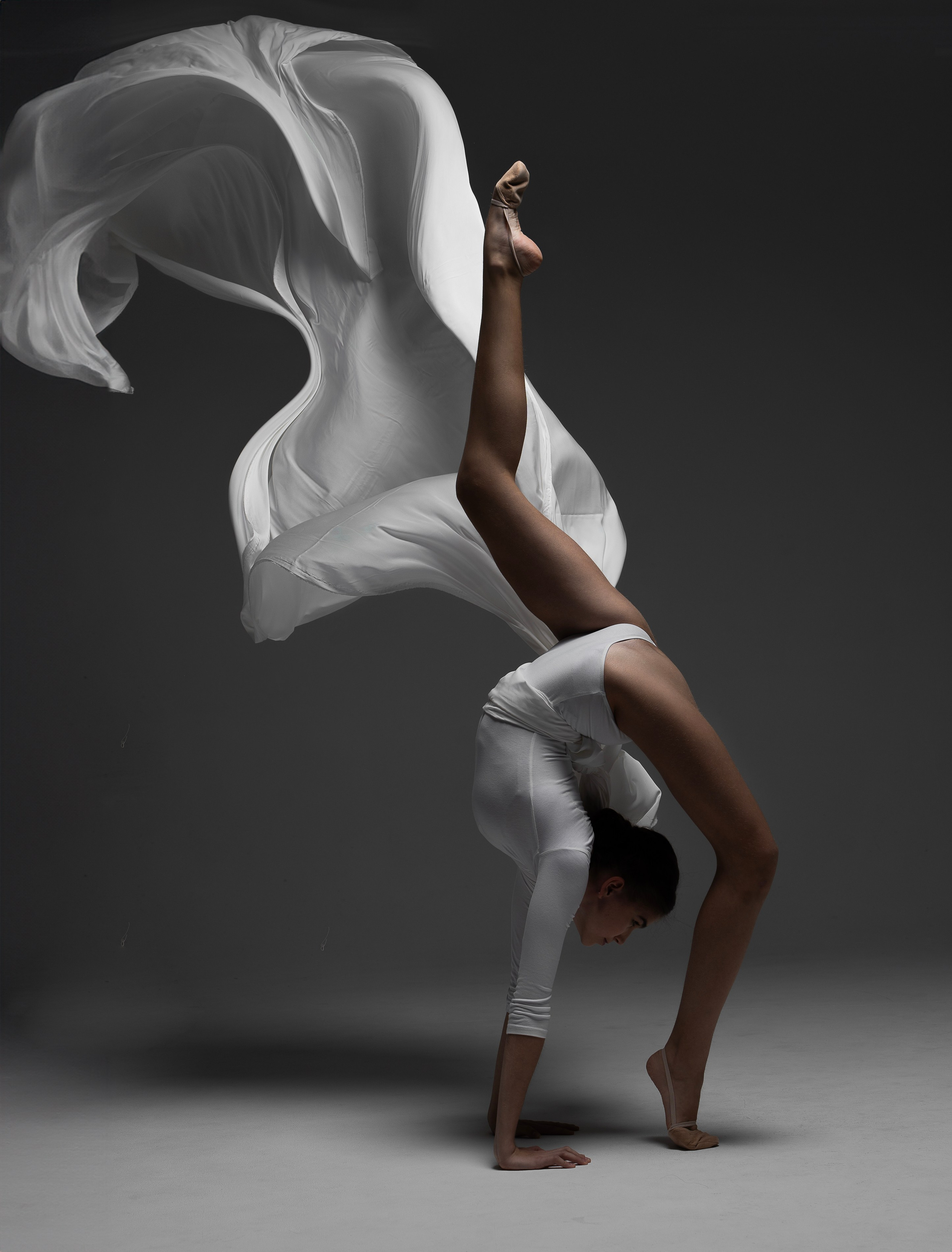 Фотопроект с тканью. Профессиональный фотограф в Москве Марина Григорьева