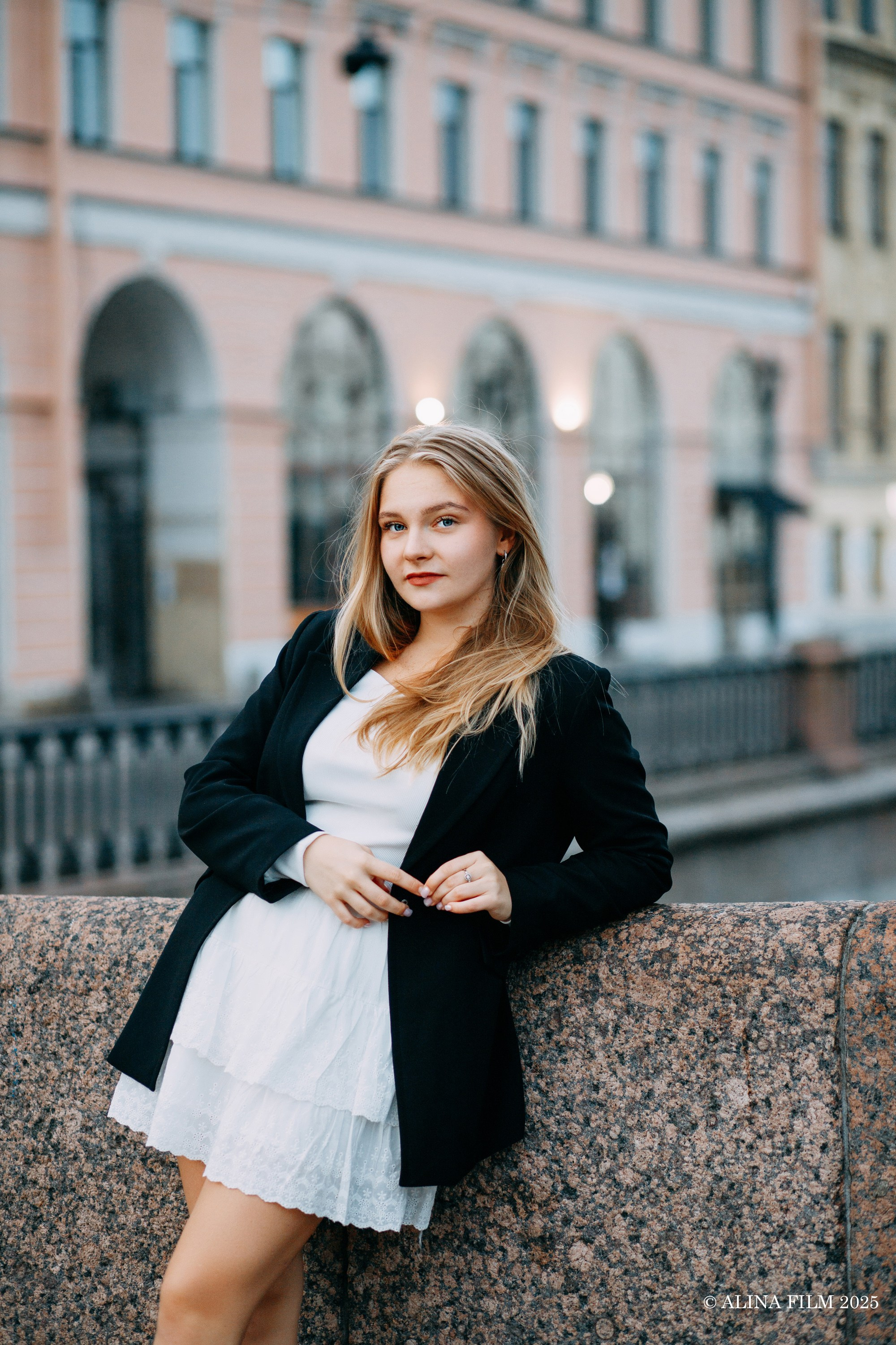 Фотосессия на рассвете у Казанского собора. Фотограф в Санкт-Петербурге Alina Film