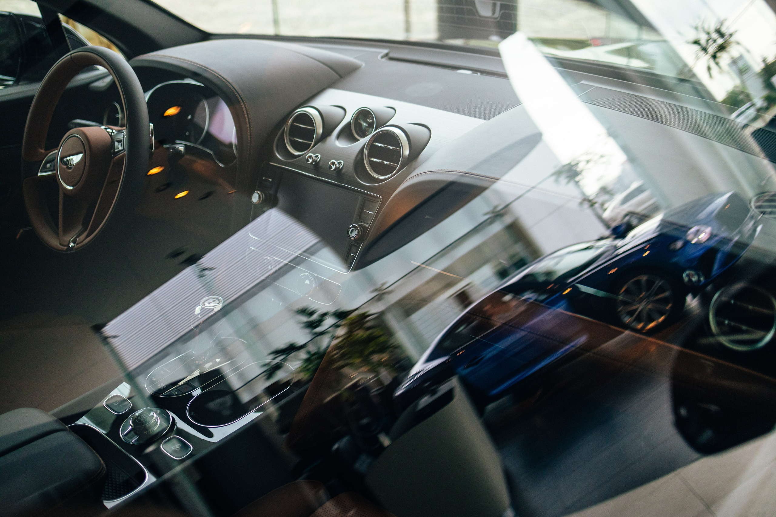 14.06.20 bentley. Руслан Плахтеев