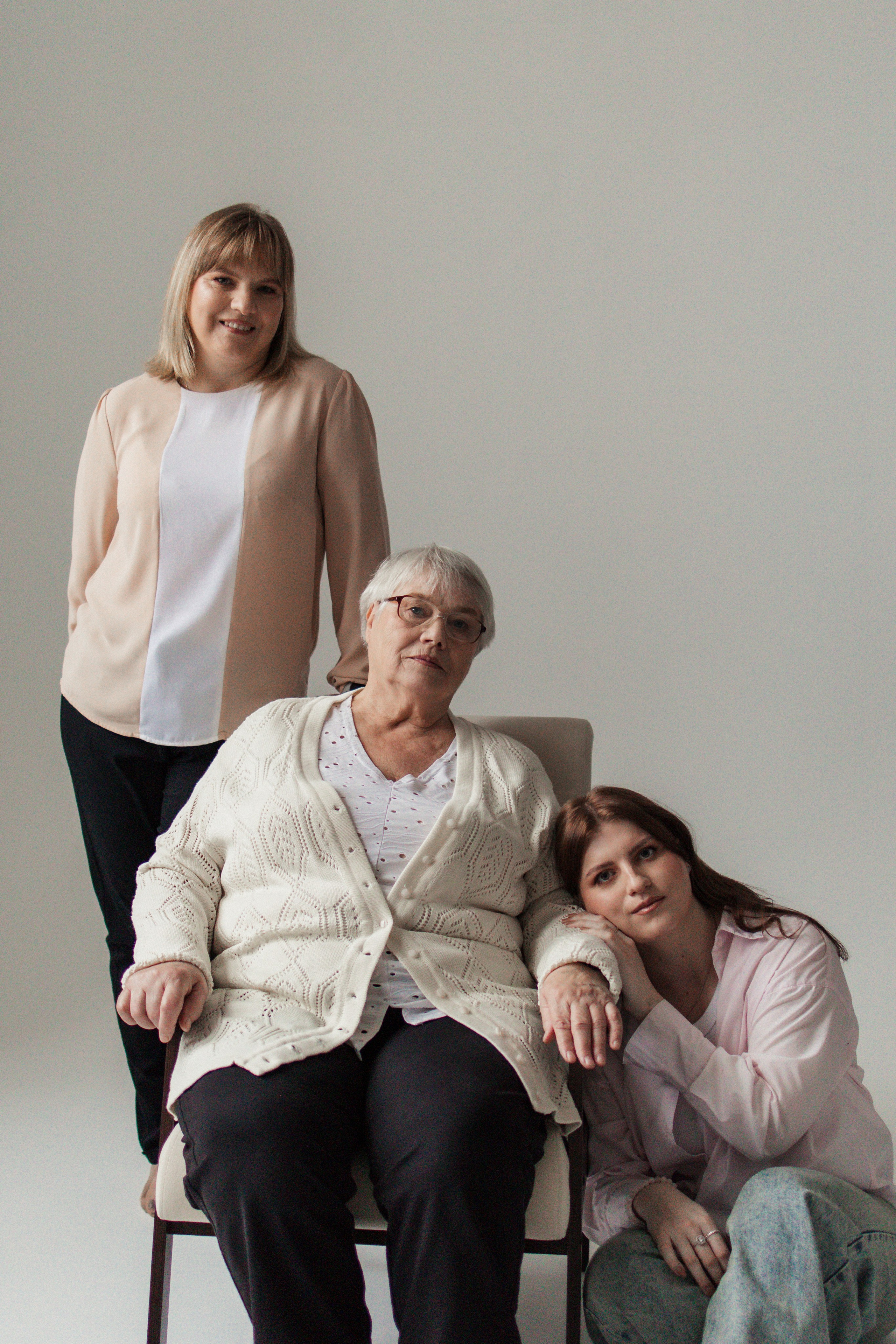 Три поколения / ID Studio. Фотограф в Выборге и Санкт-Петербурге Маша Гуляева