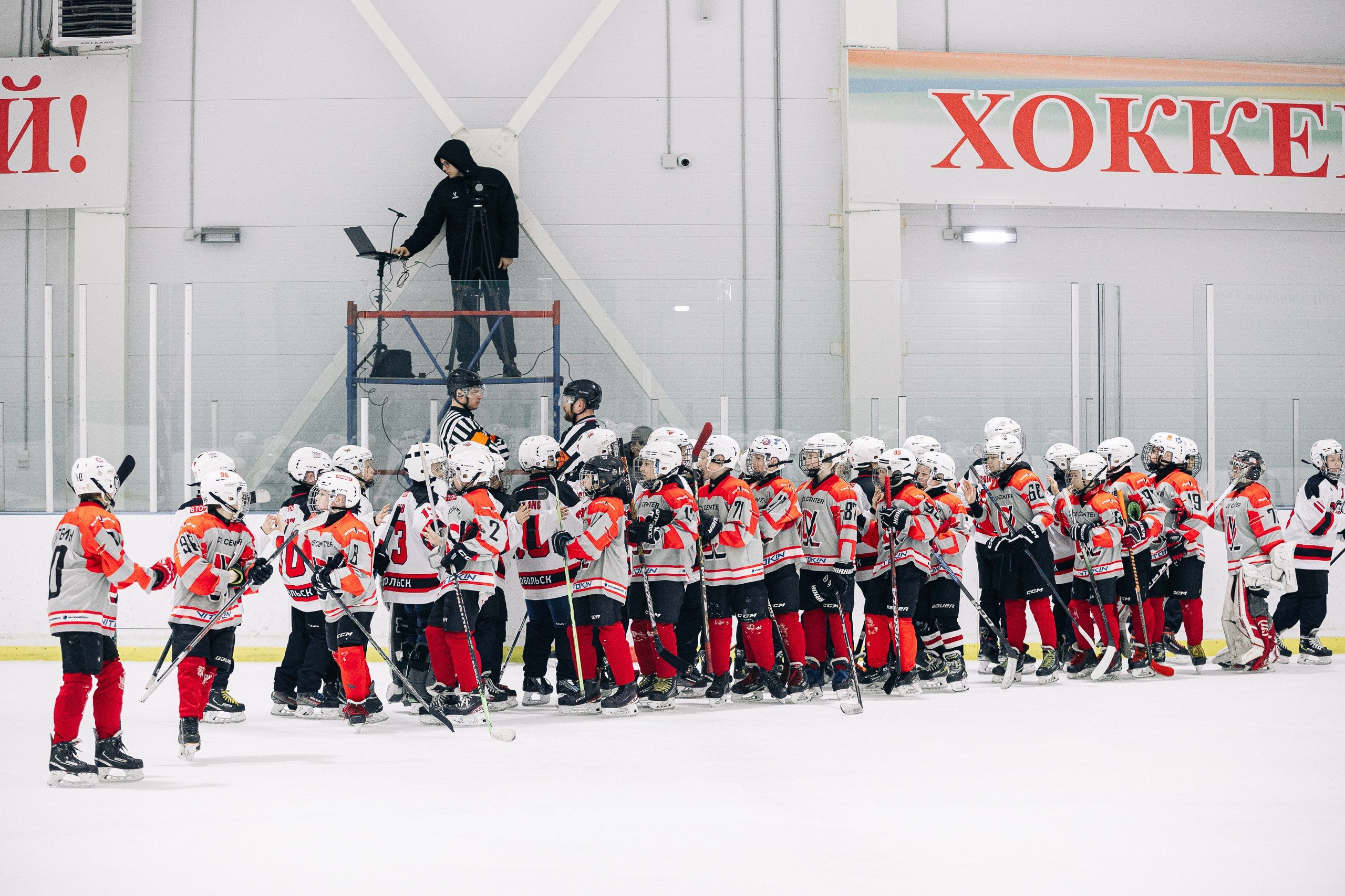 Первенство Тюмени по хоккею. MIG — студия спортивной фотографии Михаила Голянского