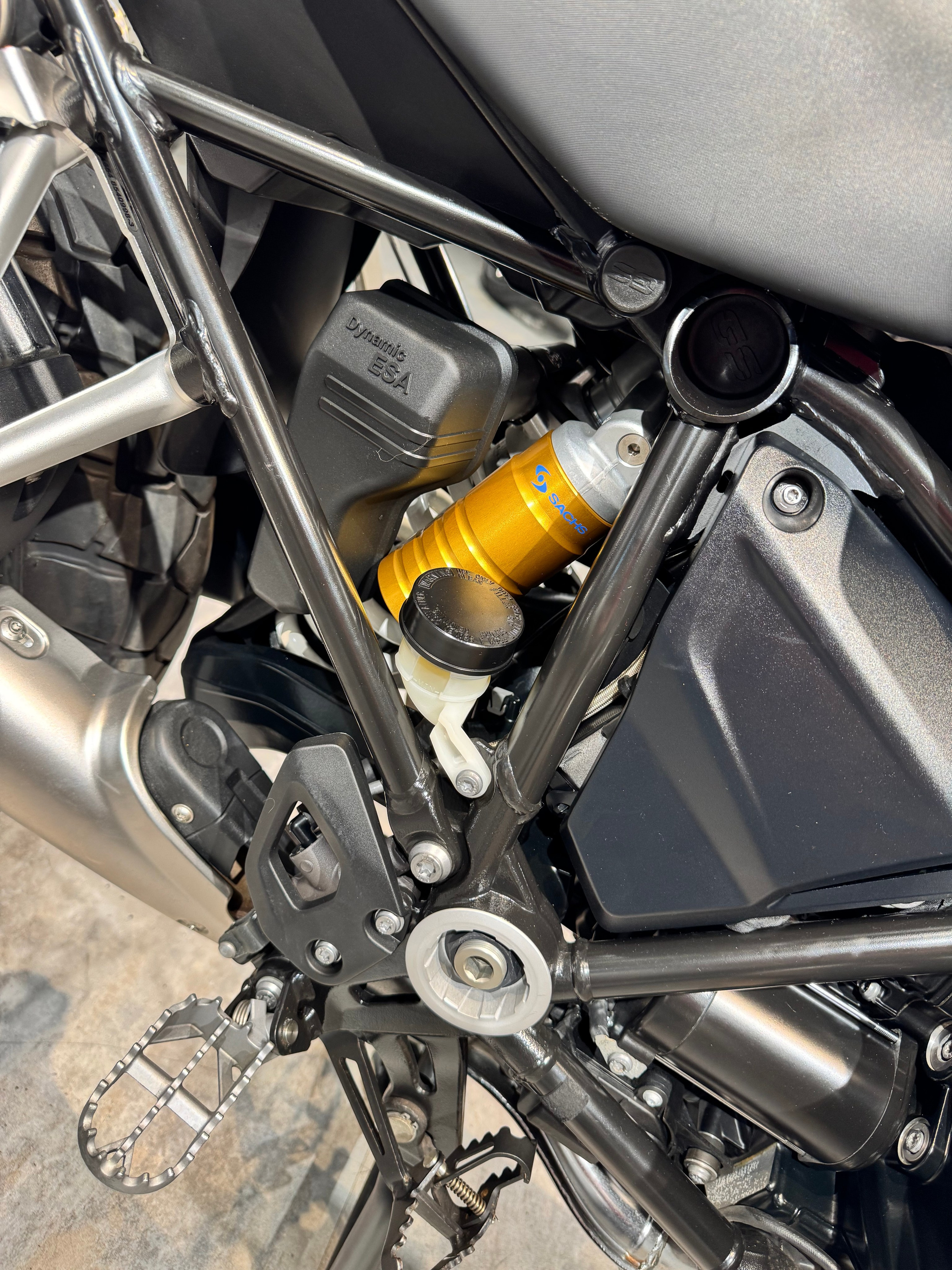 Мотоциклы Harley-Davidson 2015 BMW R1200GS Adventure. Hello Davidson, Москва. Только хорошие мотоциклы…