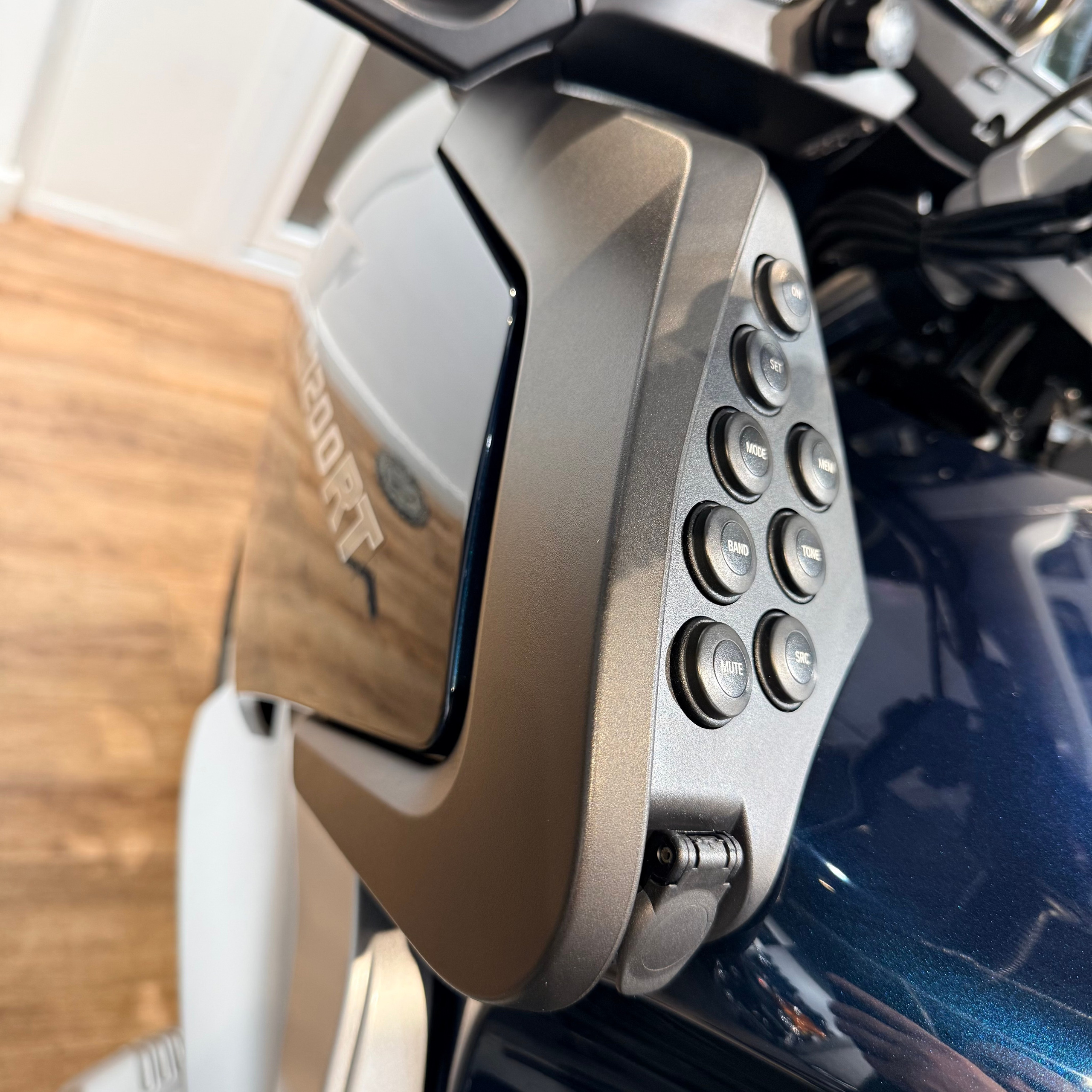 2013 ВMW R1200RТ Navy Blue (VIN WB10*7384). Hello Davidson, Москва. Только хорошие мотоциклы…